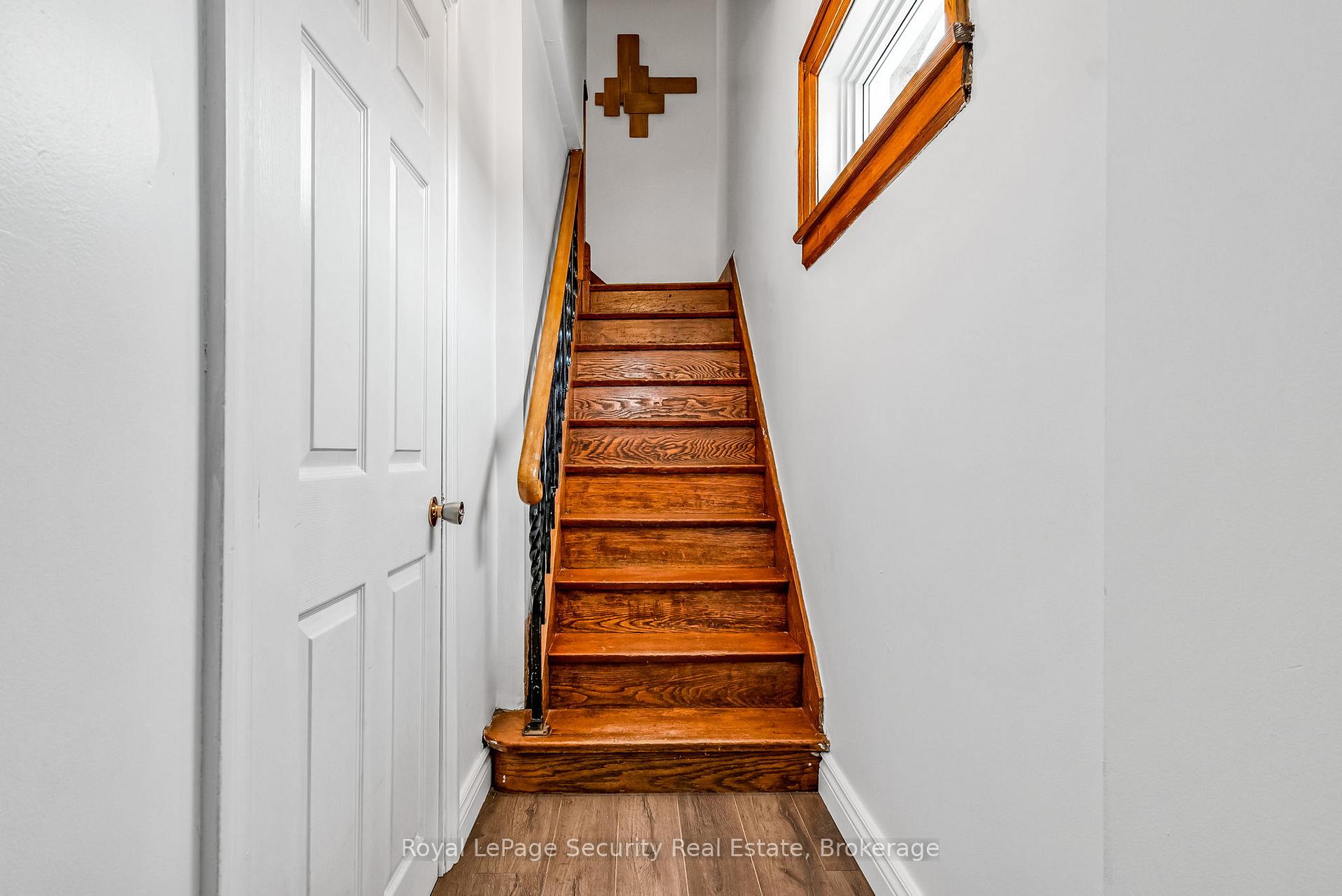 Photo 16 of 427 Lauder Avenue, Toronto, Oakwood Village — HOMEH