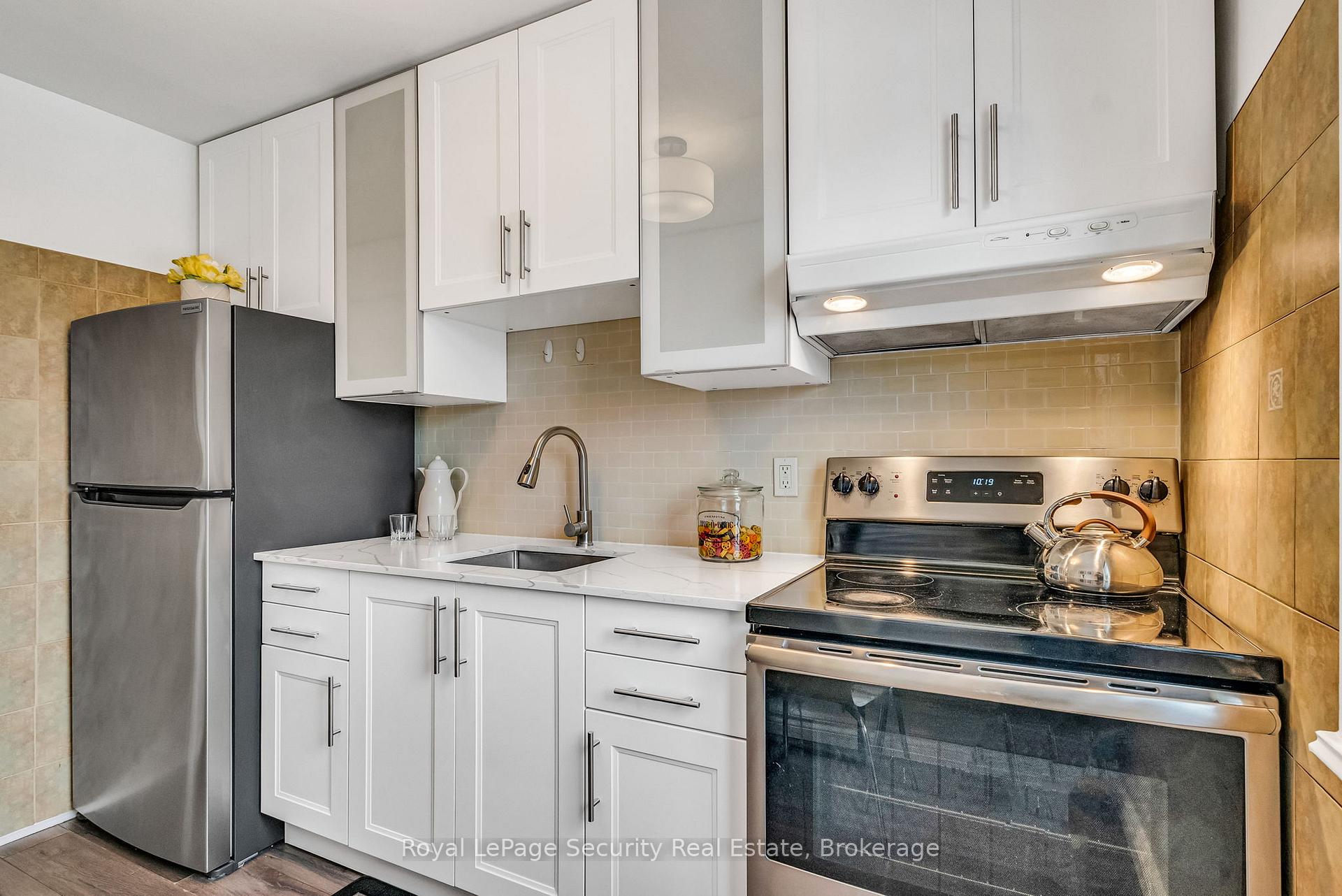Photo 28 of 427 Lauder Avenue, Toronto, Oakwood Village — HOMEH