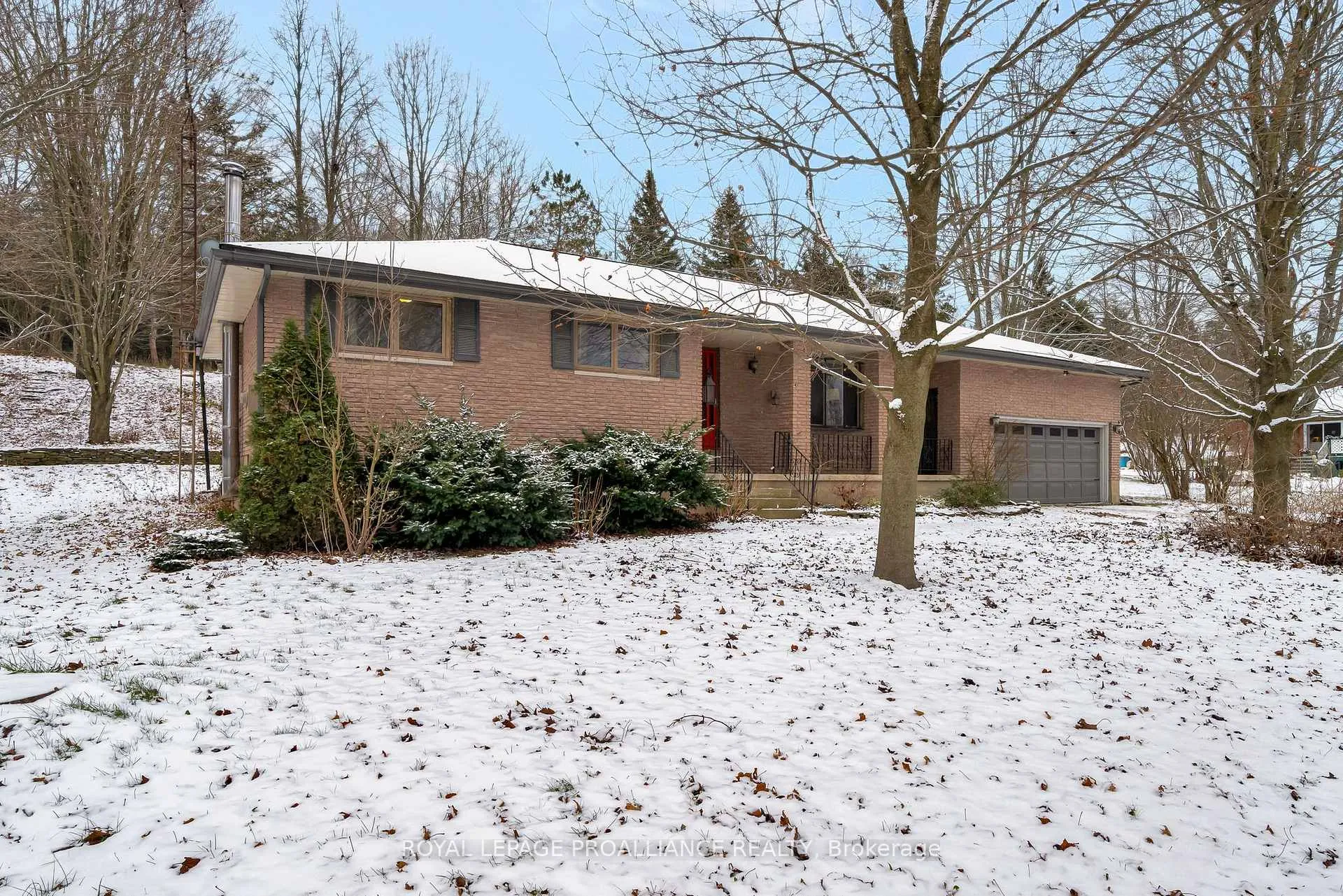 Photo 2 of 1237 Victoria Road, Prince Edward County, Ameliasburg Ward — HOMEH