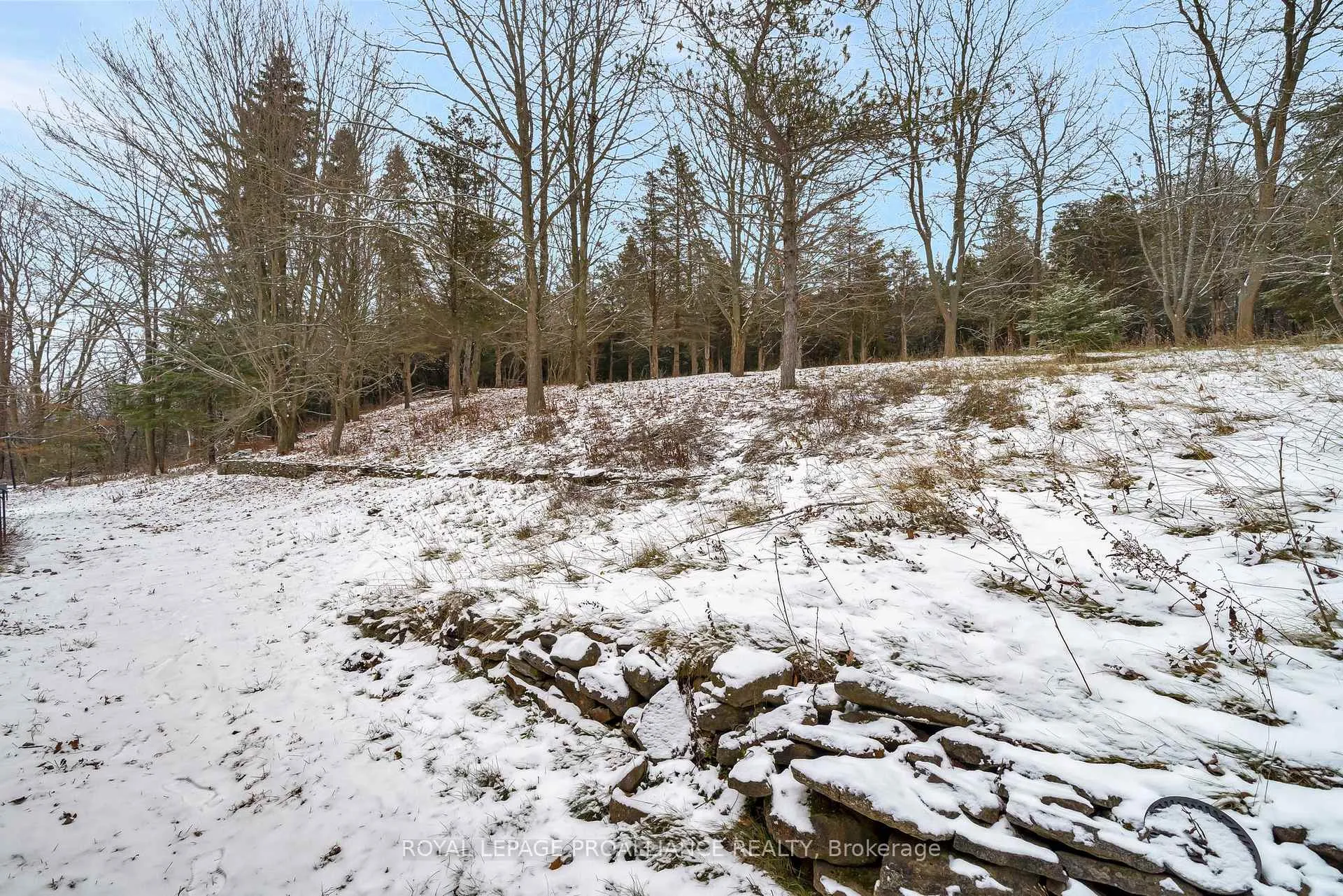 Photo 37 of 1237 Victoria Road, Prince Edward County, Ameliasburg Ward — HOMEH