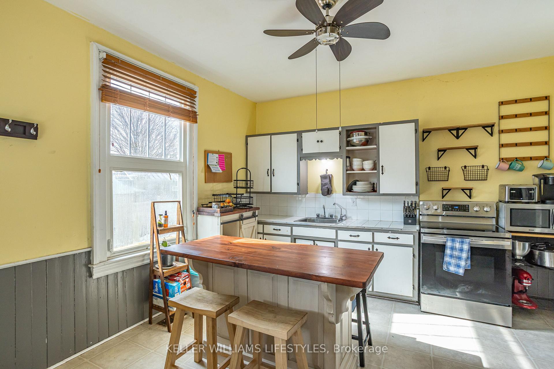 Photo 8 of 112 Harrison Street, Thames Centre, Thorndale — HOMEH