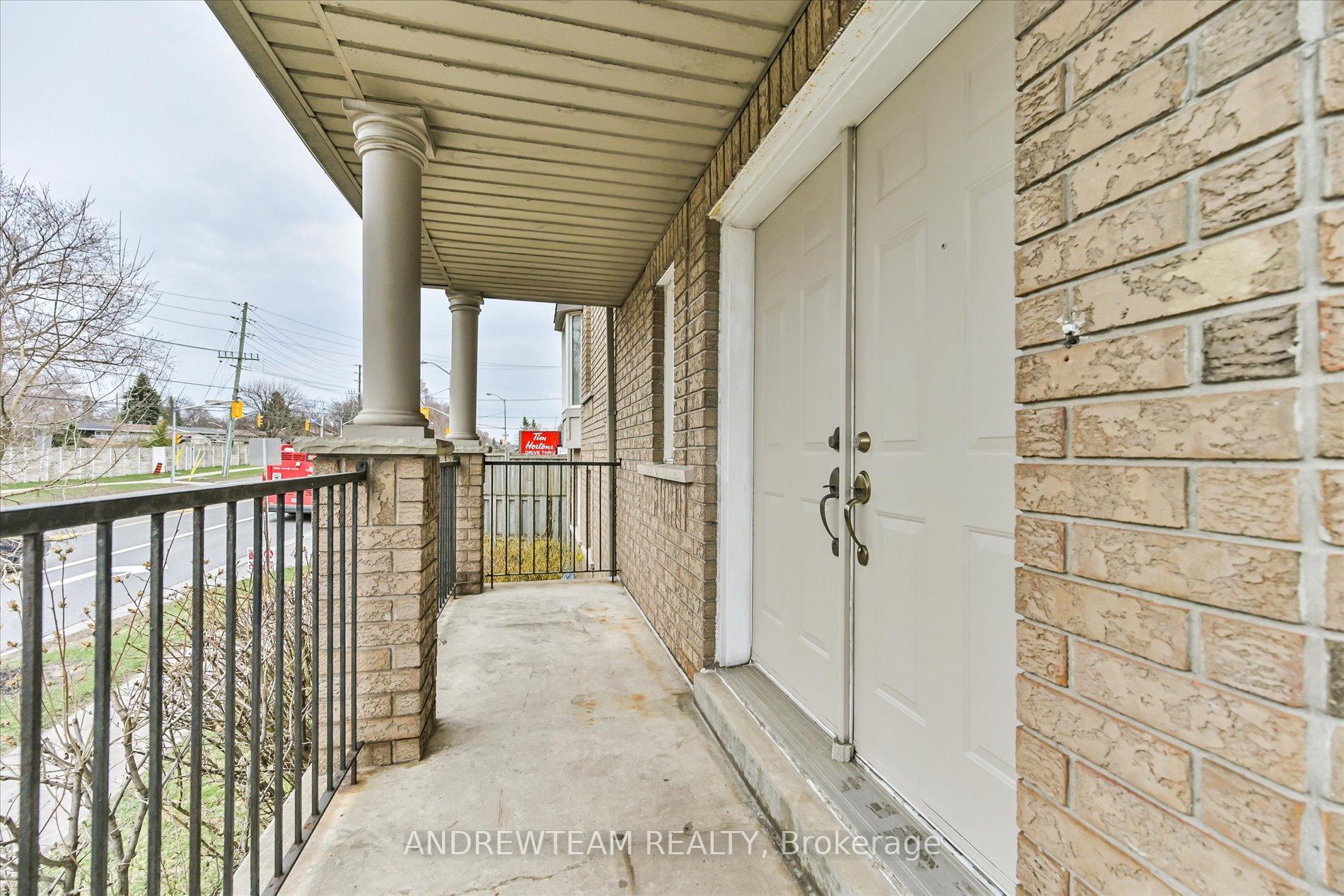 Front of Unit 1, 1075 Ellesmere Road
