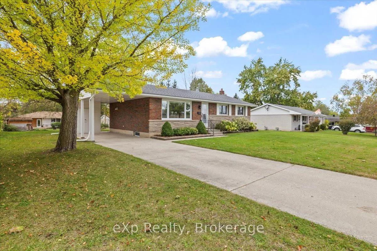 Photo 2 of 158 6th Avenue, Hanover — HOMEH