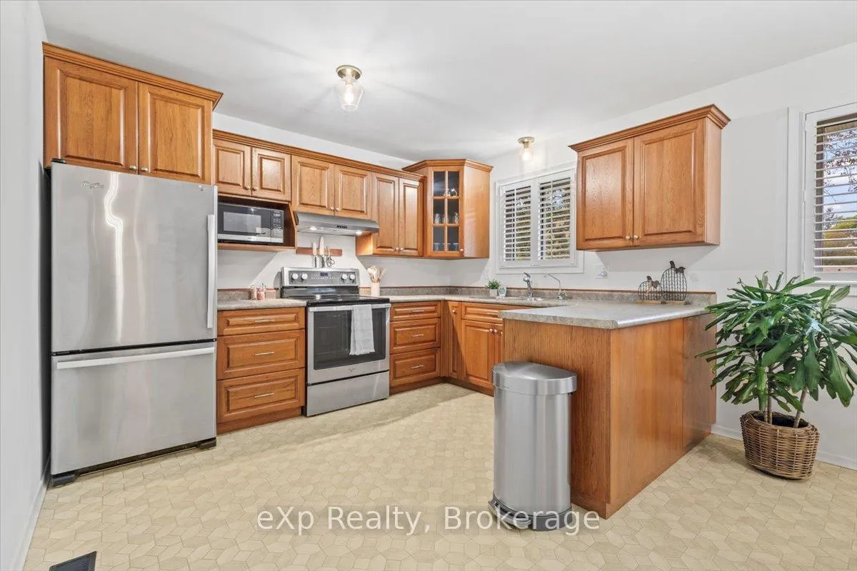 Photo 6 of 158 6th Avenue, Hanover — HOMEH