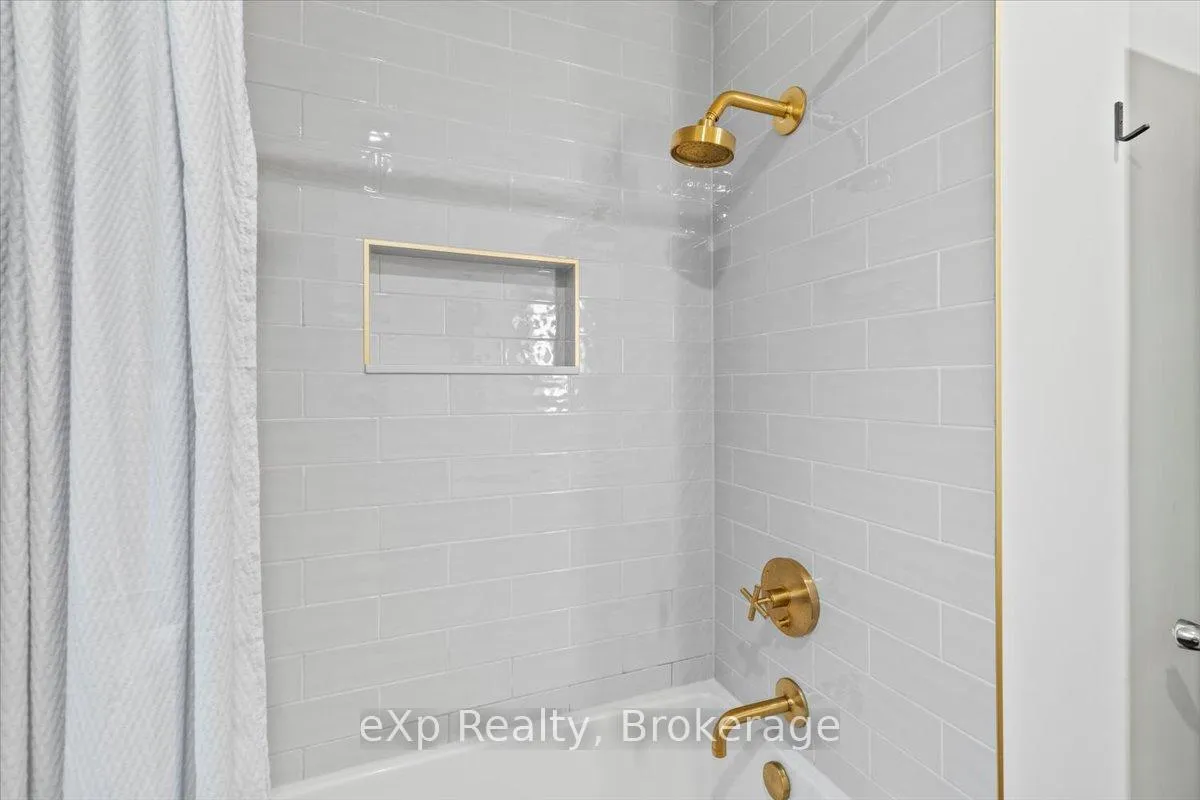 Photo 14 of 158 6th Avenue, Hanover — HOMEH