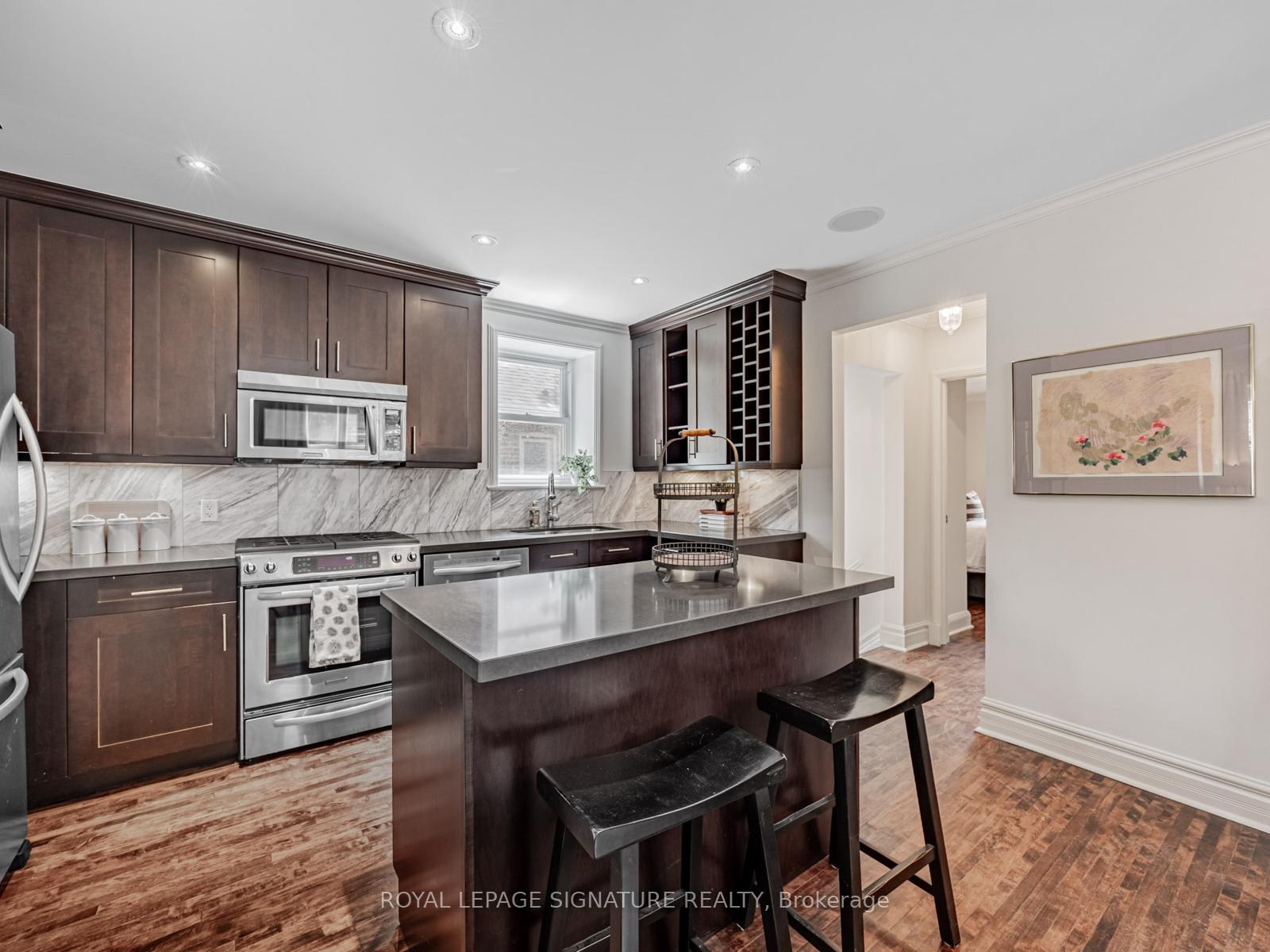 Photo 13 of 28 Flanders Road, Toronto, Humewood-Cedarvale — HOMEH
