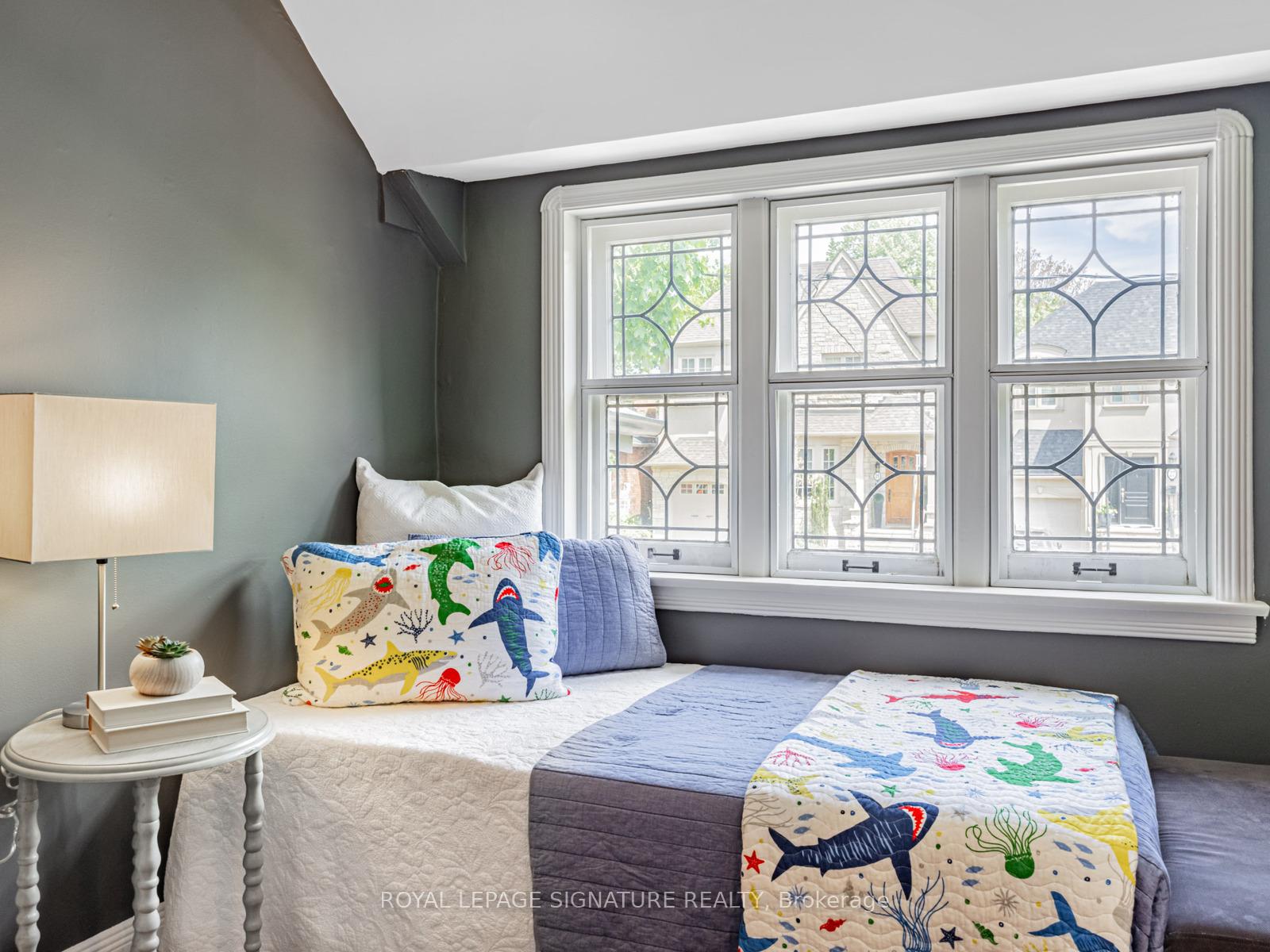 Photo 23 of 28 Flanders Road, Toronto, Humewood-Cedarvale — HOMEH