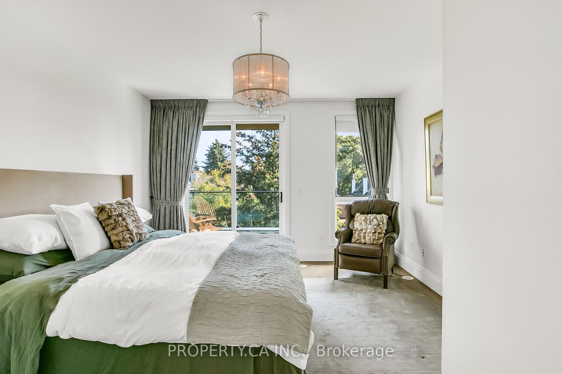Photo 19 of Unit 13, 837 Broadview Avenue, Toronto, Playter Estates-Danforth — HOMEH