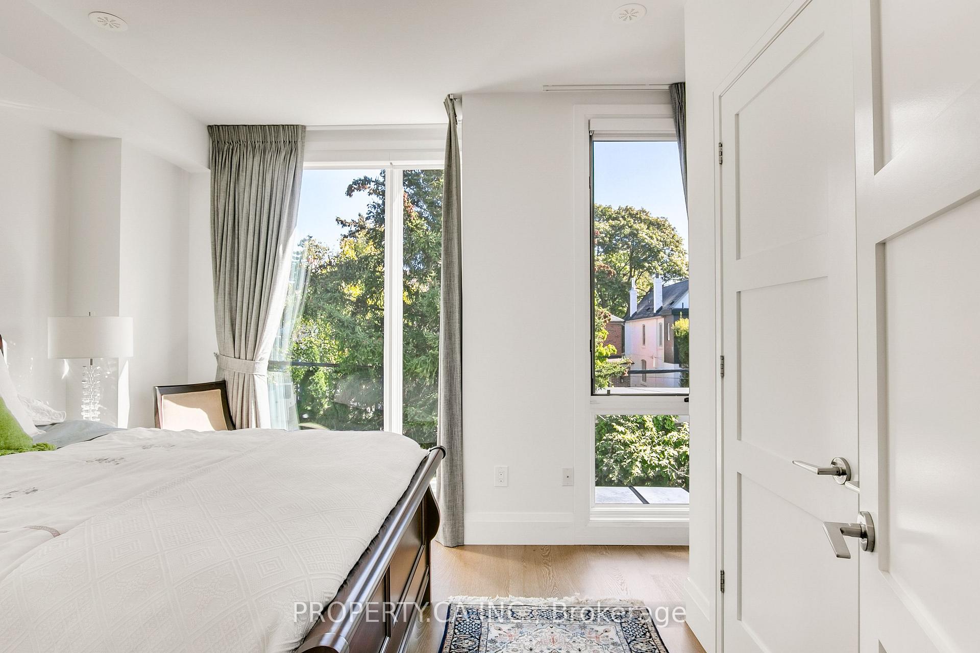 Photo 29 of Unit 13, 837 Broadview Avenue, Toronto, Playter Estates-Danforth — HOMEH