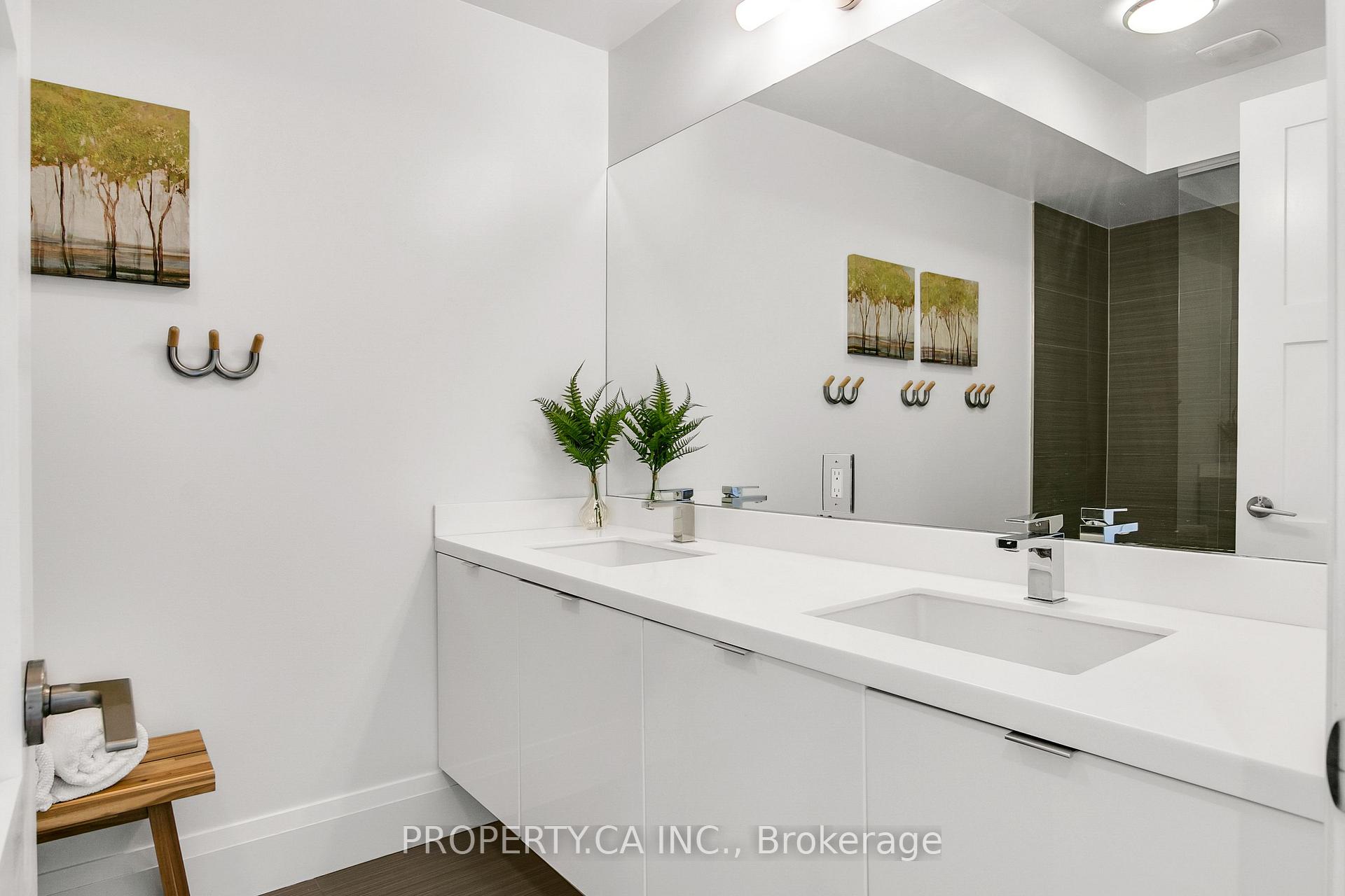 Photo 33 of Unit 13, 837 Broadview Avenue, Toronto, Playter Estates-Danforth — HOMEH