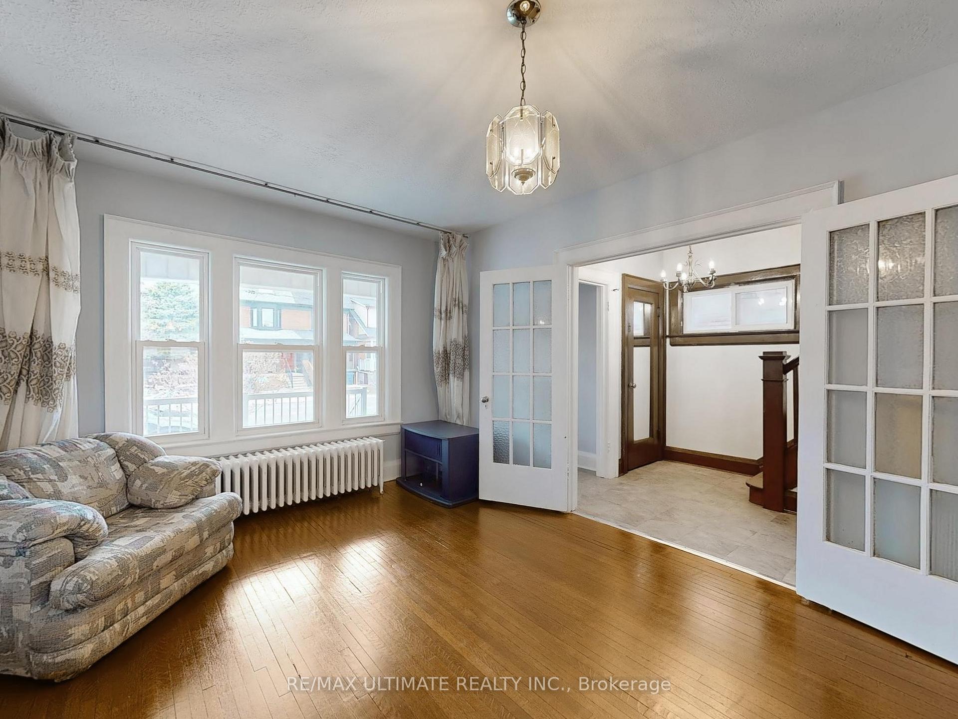 Photo 3 of 1809 Dufferin Street, Toronto, Oakwood Village — HOMEH