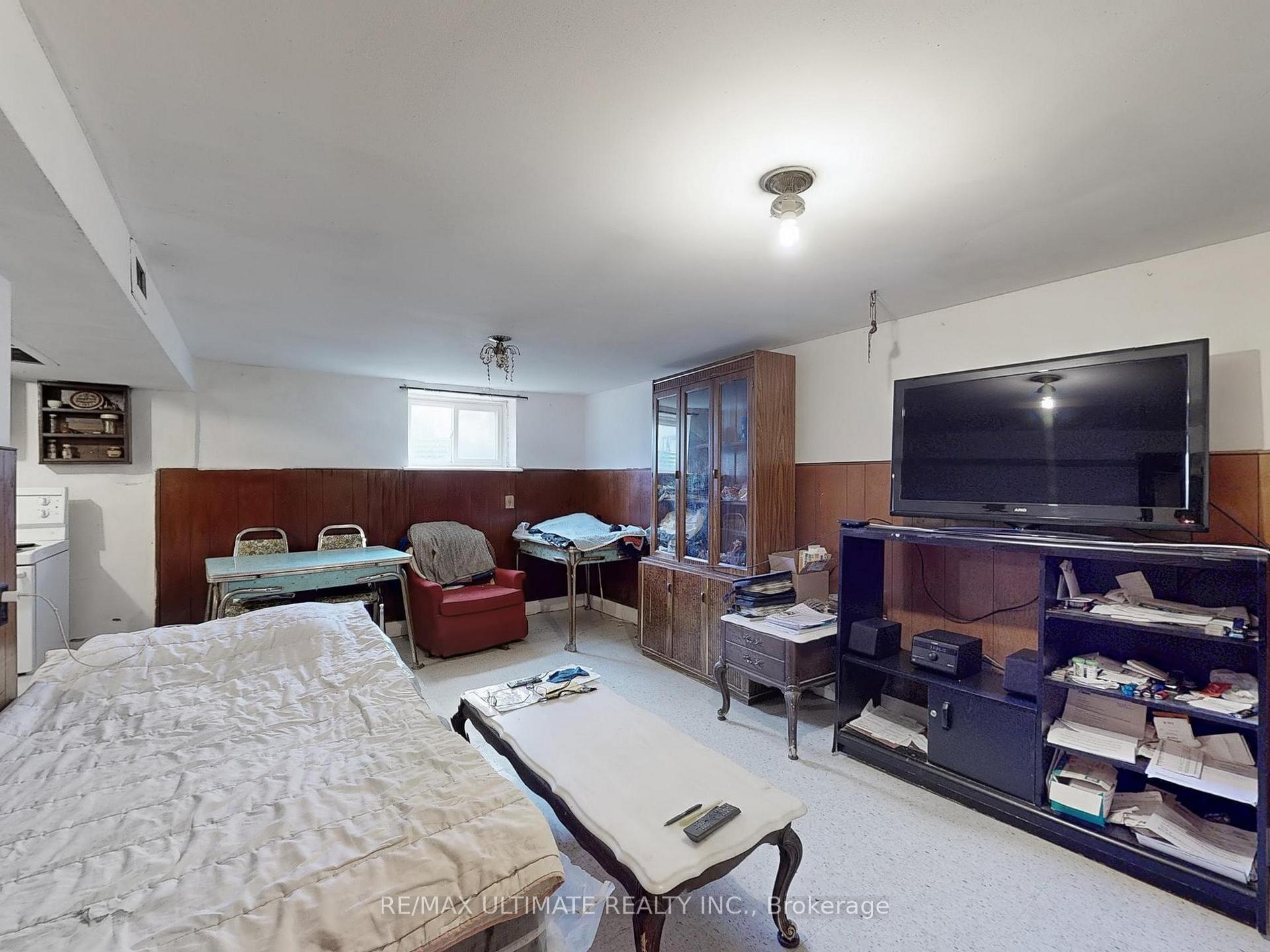 Photo 28 of 1809 Dufferin Street, Toronto, Oakwood Village — HOMEH