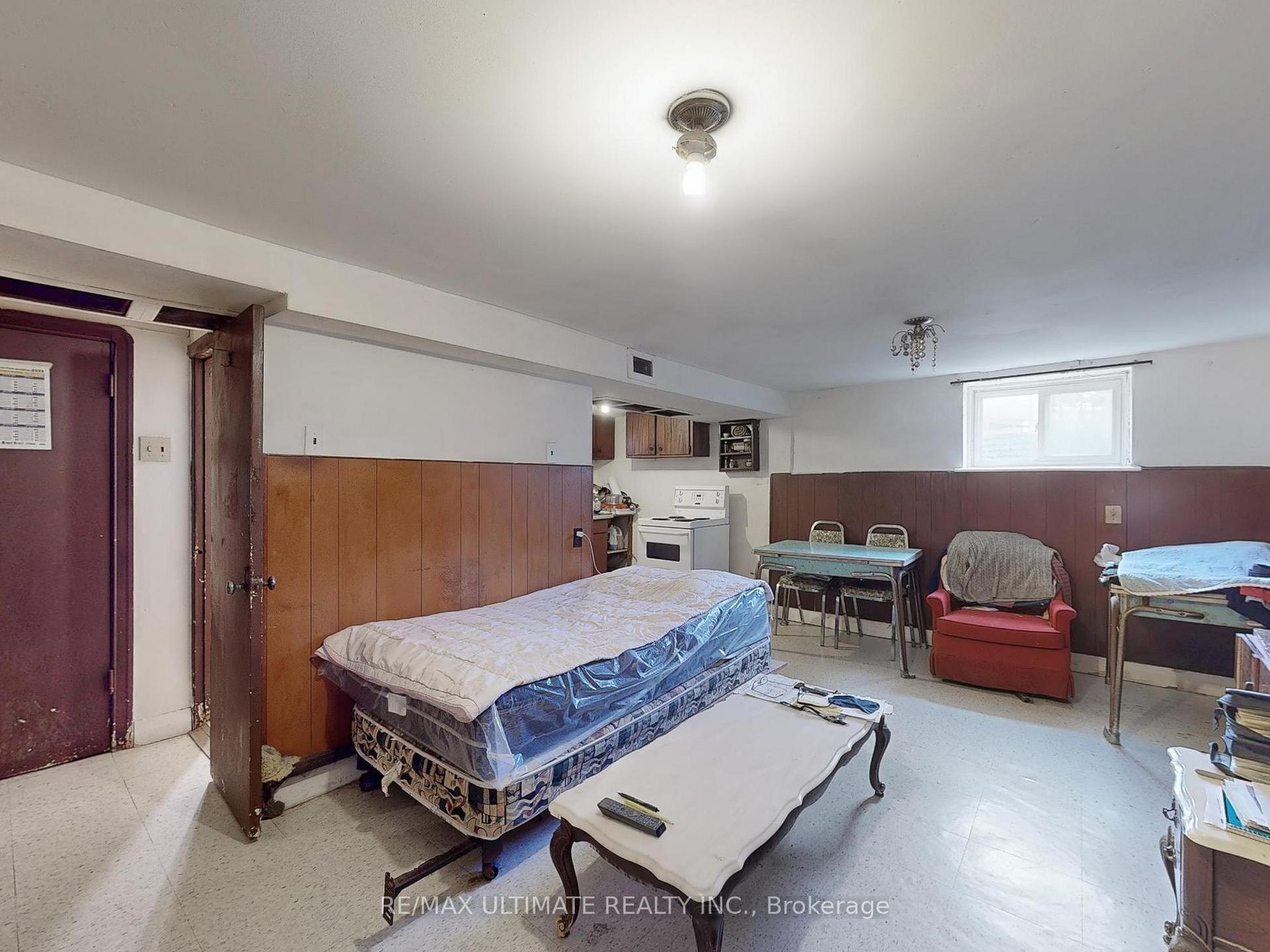 Photo 29 of 1809 Dufferin Street, Toronto, Oakwood Village — HOMEH