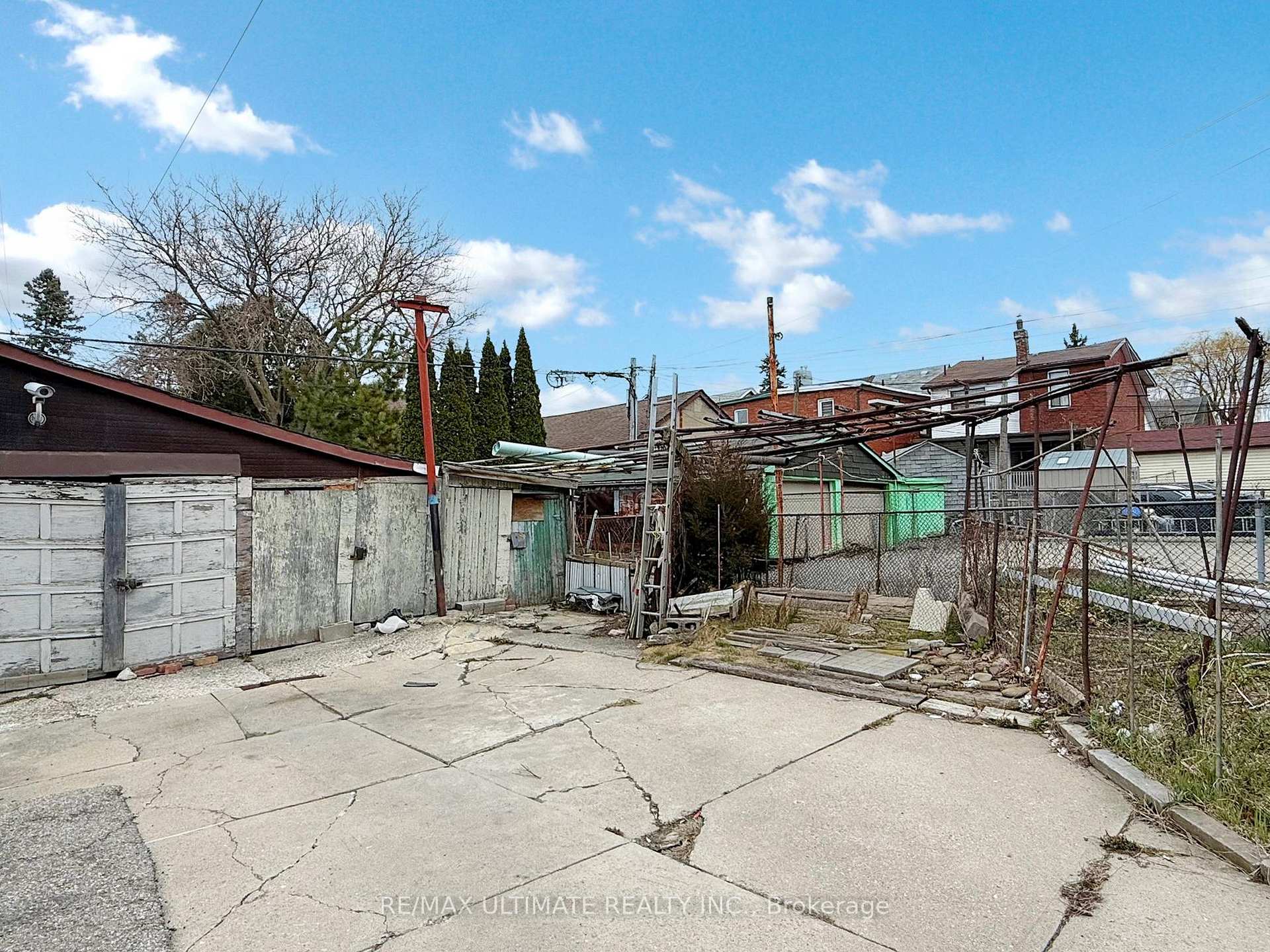 Photo 40 of 1809 Dufferin Street, Toronto, Oakwood Village — HOMEH