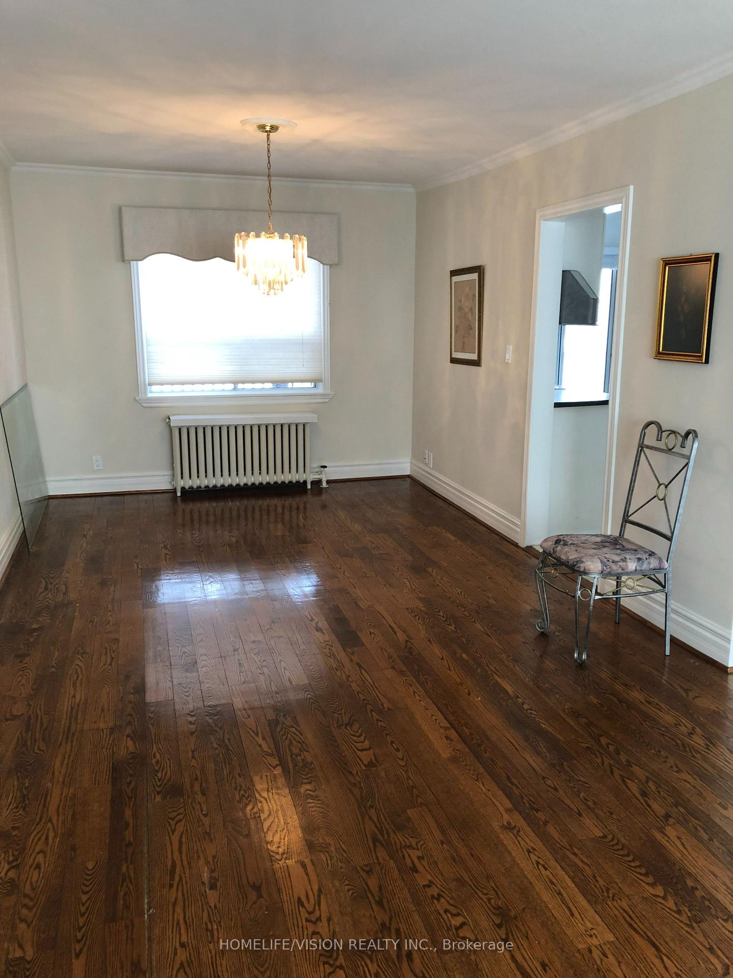 Photo 4 of 140 Mortimer Avenue, Toronto, Broadview North — HOMEH
