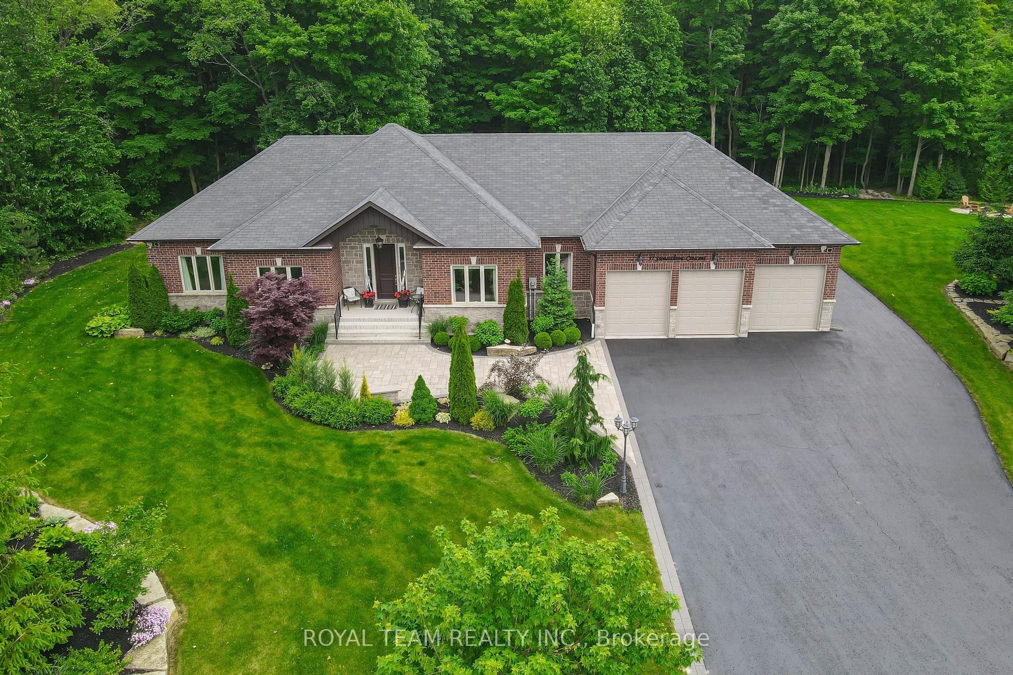 Photo 39 of 57 Stonesthrow Crescent, Uxbridge, Rural Uxbridge — HOMEH