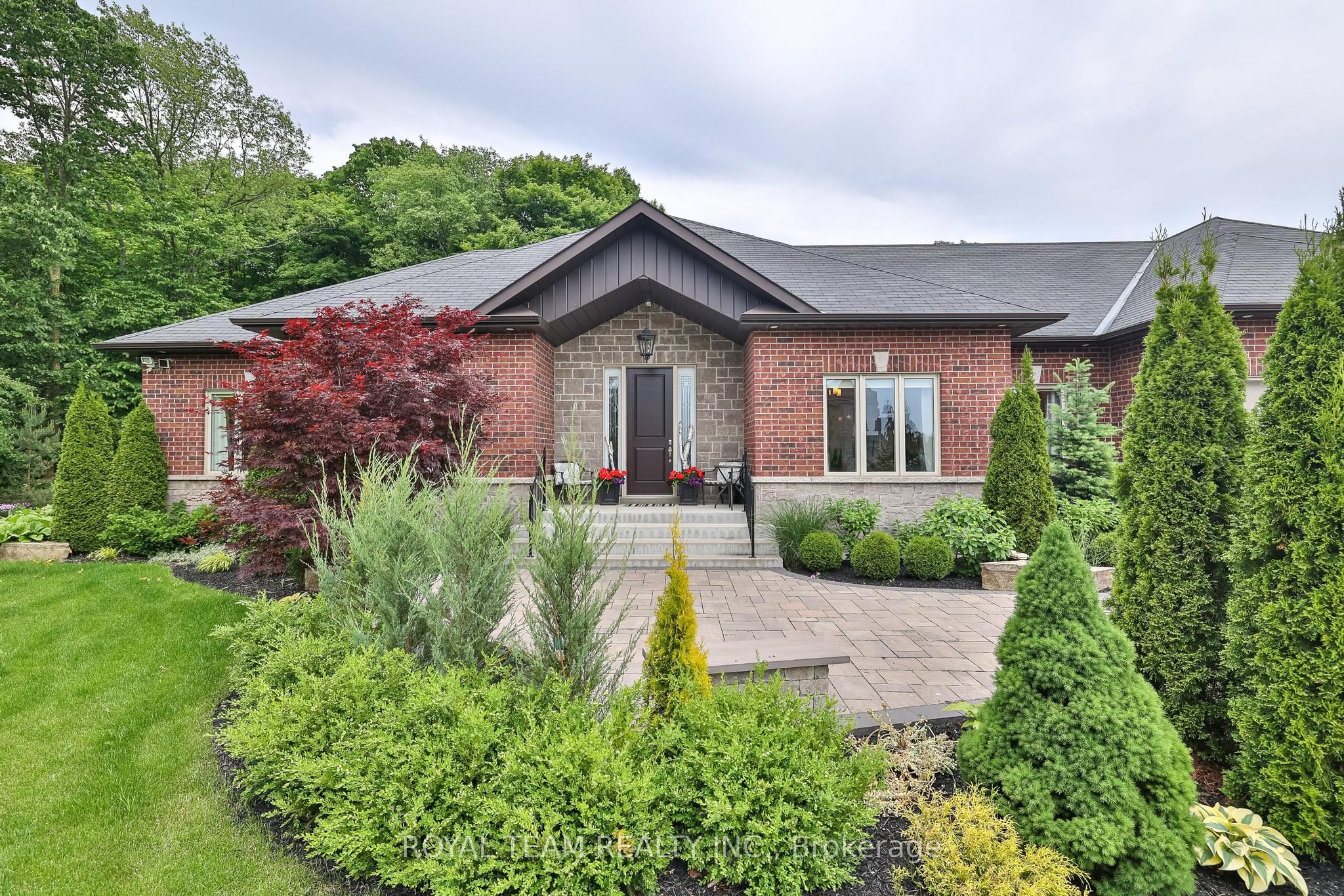 Photo 40 of 57 Stonesthrow Crescent, Uxbridge, Rural Uxbridge — HOMEH