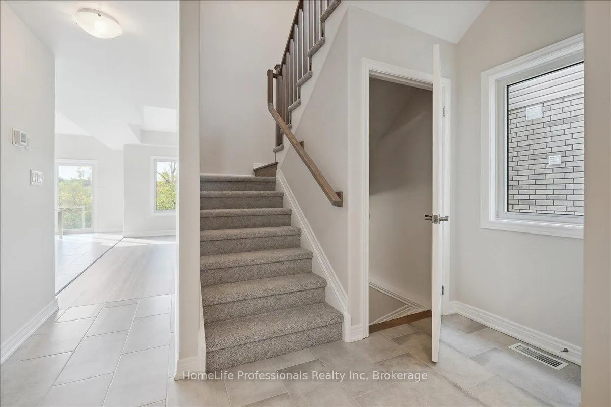 Photo 20 of 52 Wilson Drive, Thorold, Hurricane/Merrittville — HOMEH
