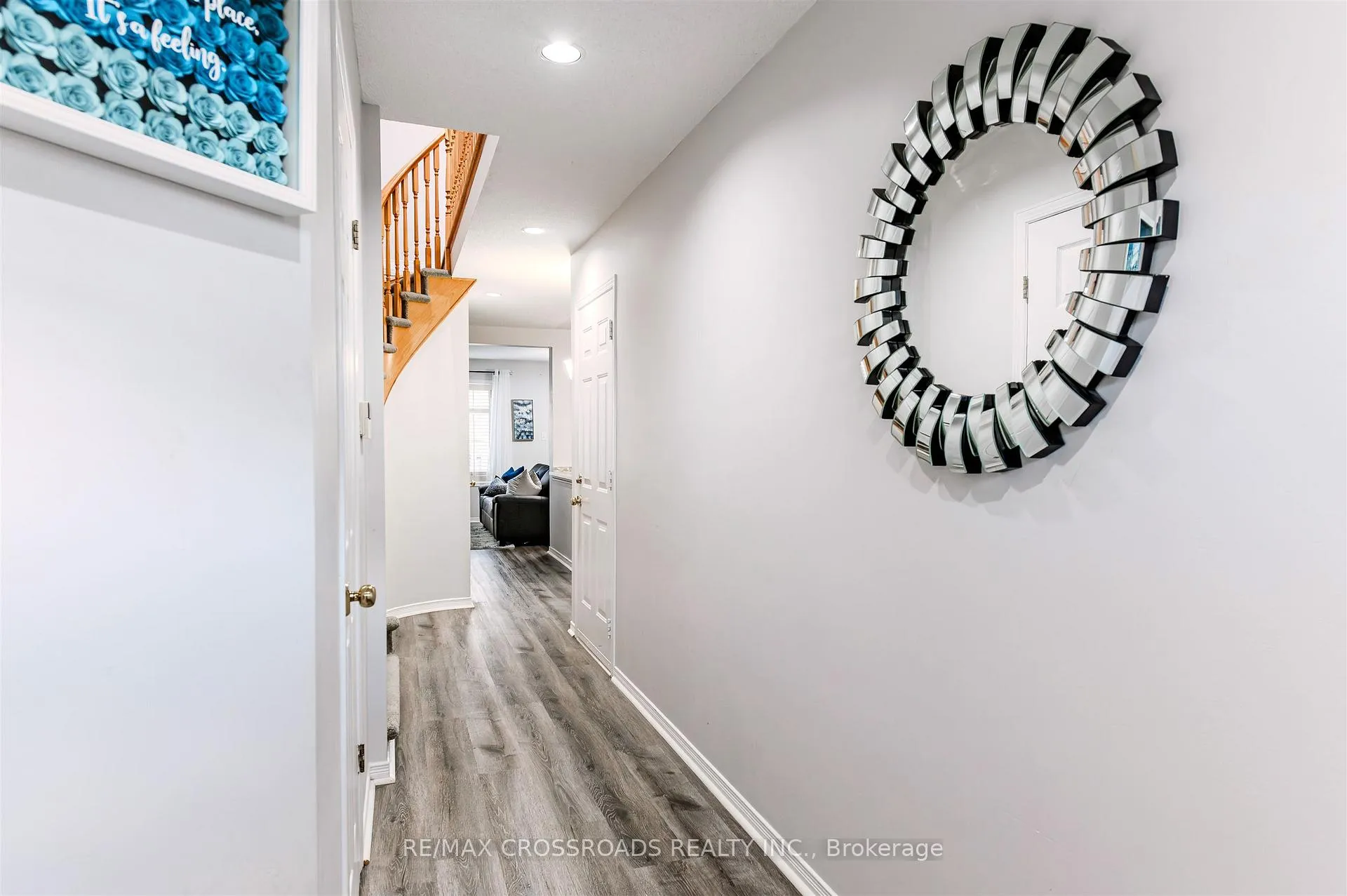 Photo 3 of Unit 41, 1889 Upper Wentworth Street, Hamilton, Chappel — HOMEH