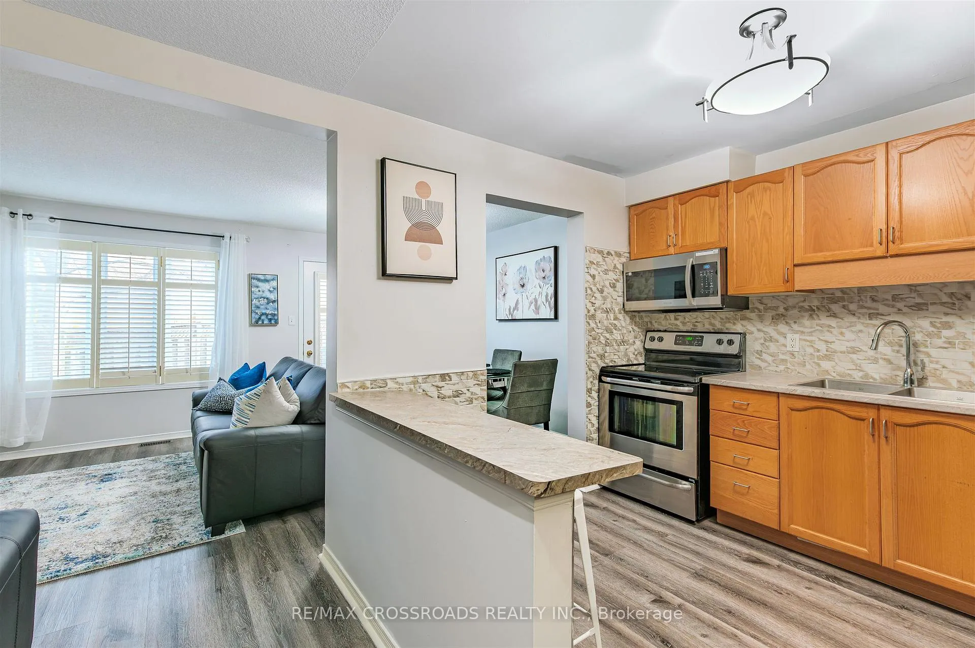 Photo 4 of Unit 41, 1889 Upper Wentworth Street, Hamilton, Chappel — HOMEH