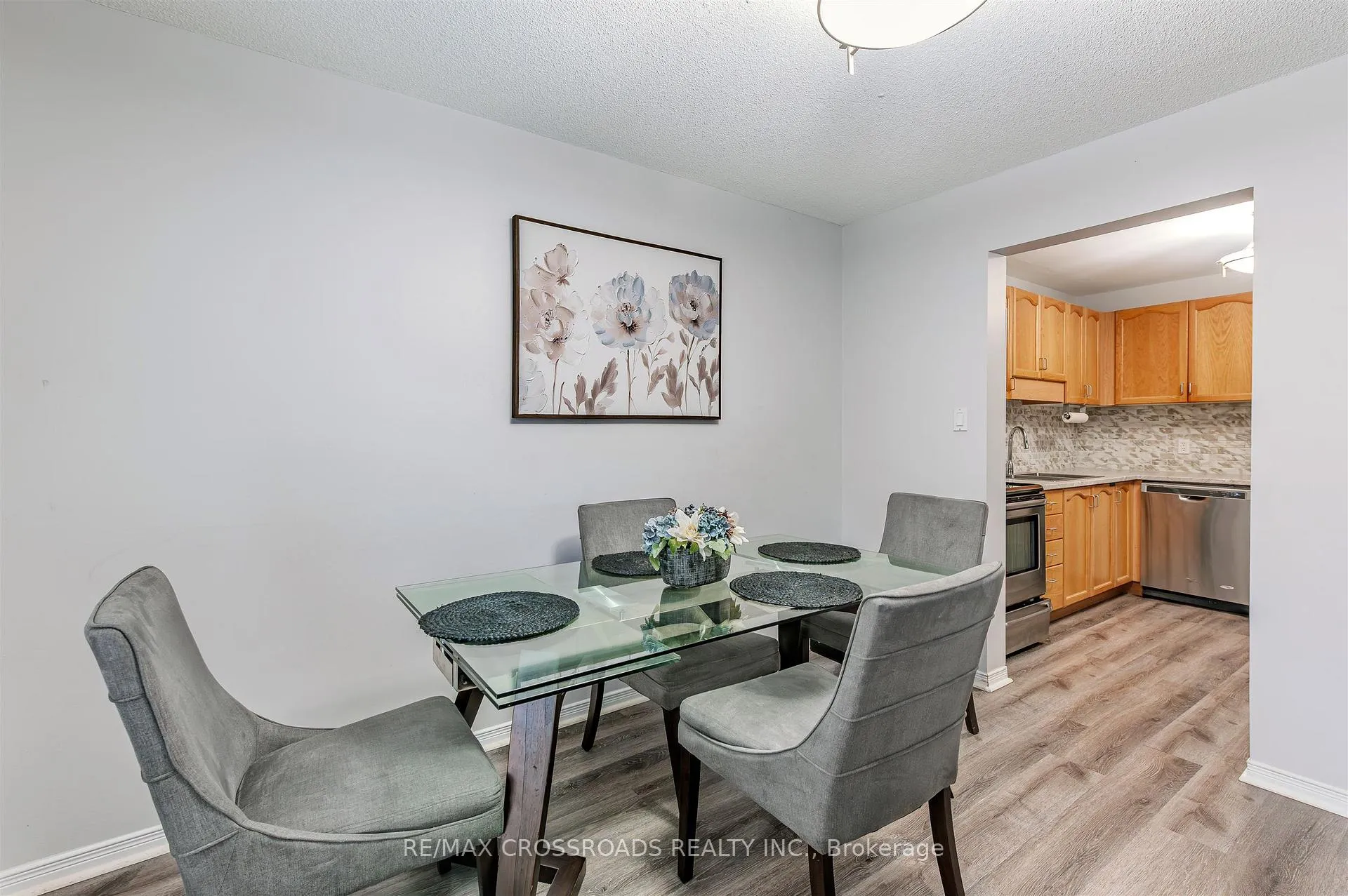 Photo 12 of Unit 41, 1889 Upper Wentworth Street, Hamilton, Chappel — HOMEH