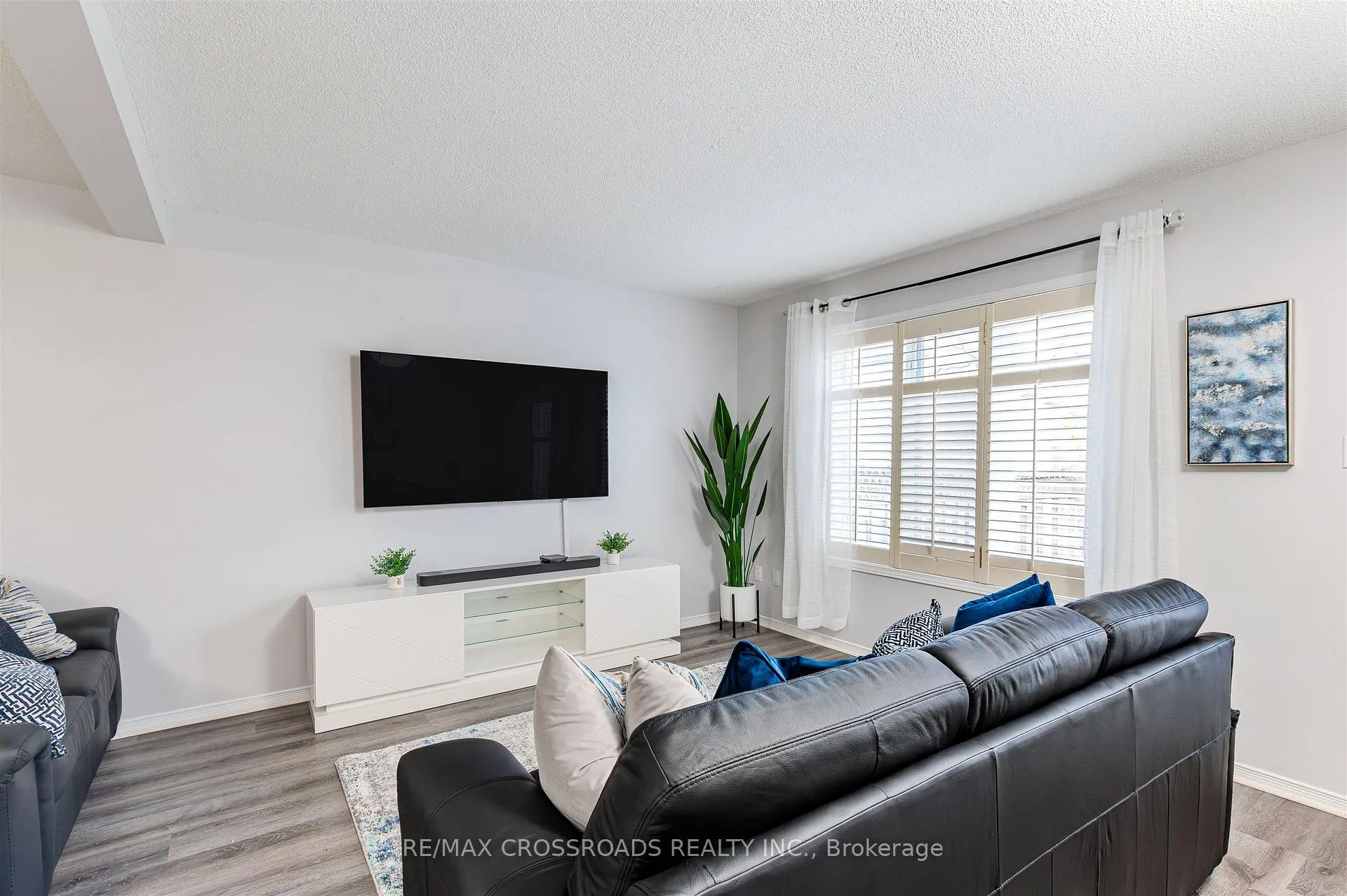 Photo 15 of Unit 41, 1889 Upper Wentworth Street, Hamilton, Chappel — HOMEH