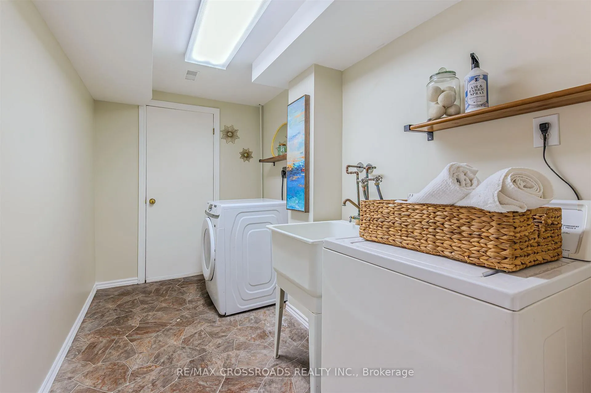Photo 31 of Unit 41, 1889 Upper Wentworth Street, Hamilton, Chappel — HOMEH