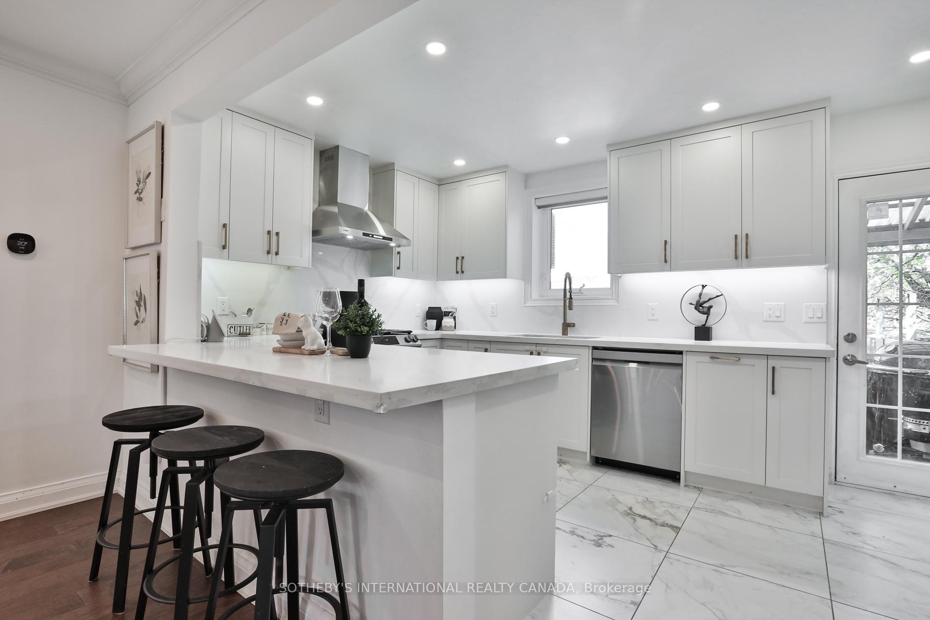 Photo 11 of 389 Arlington Avenue, Toronto, Humewood-Cedarvale — HOMEH