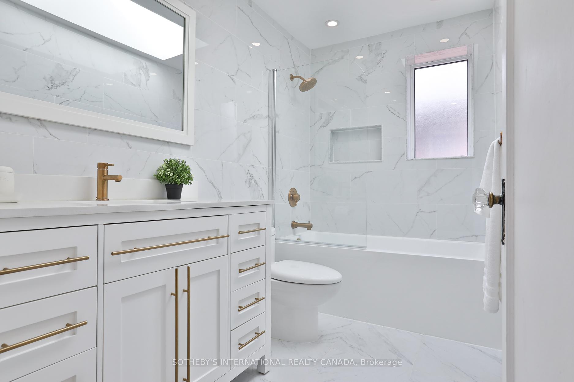 Photo 17 of 389 Arlington Avenue, Toronto, Humewood-Cedarvale — HOMEH