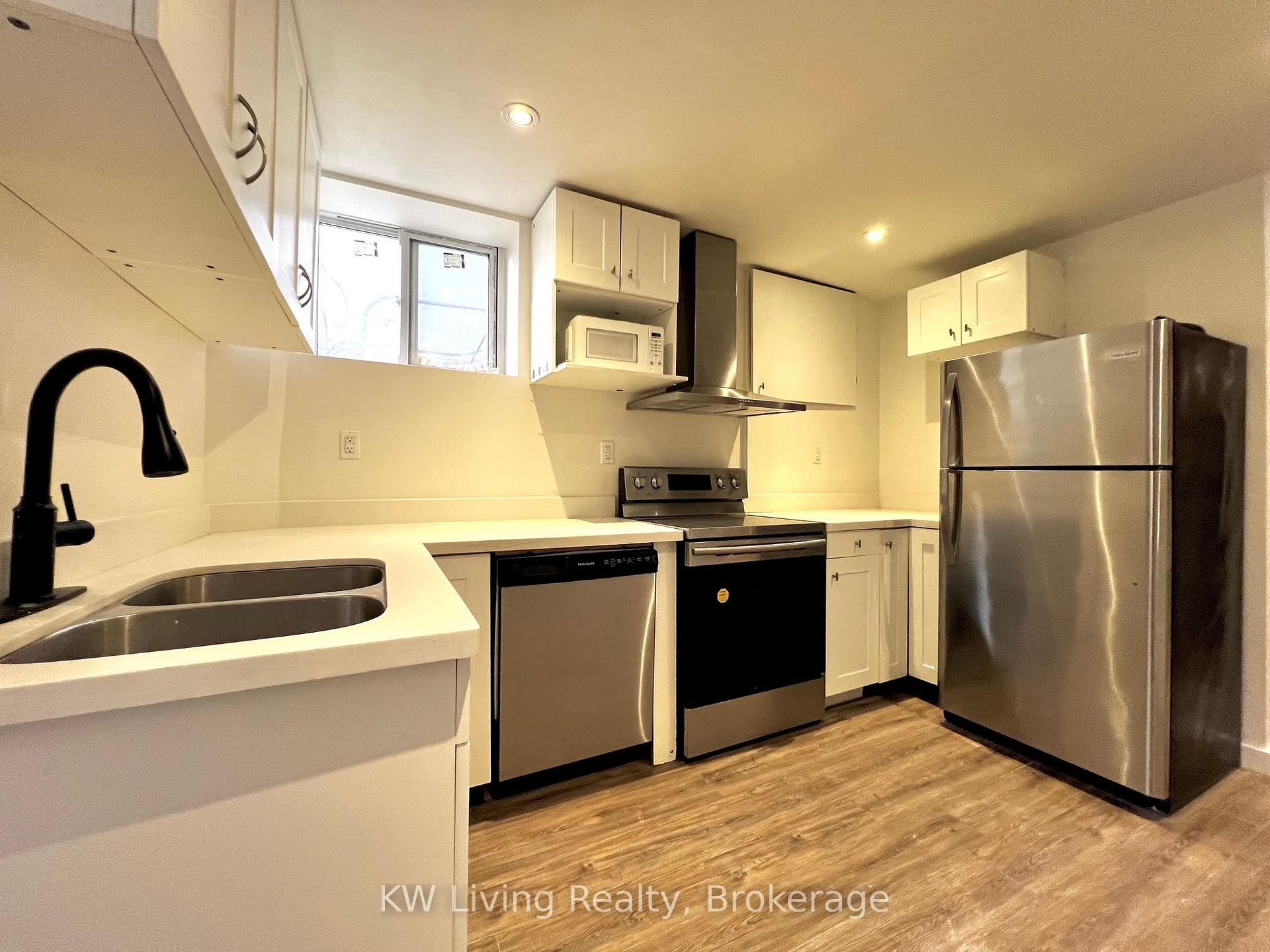 Photo 2 of Unit Lower, 148 Roselawn Avenue, Toronto, Yonge-Eglinton — HOMEH
