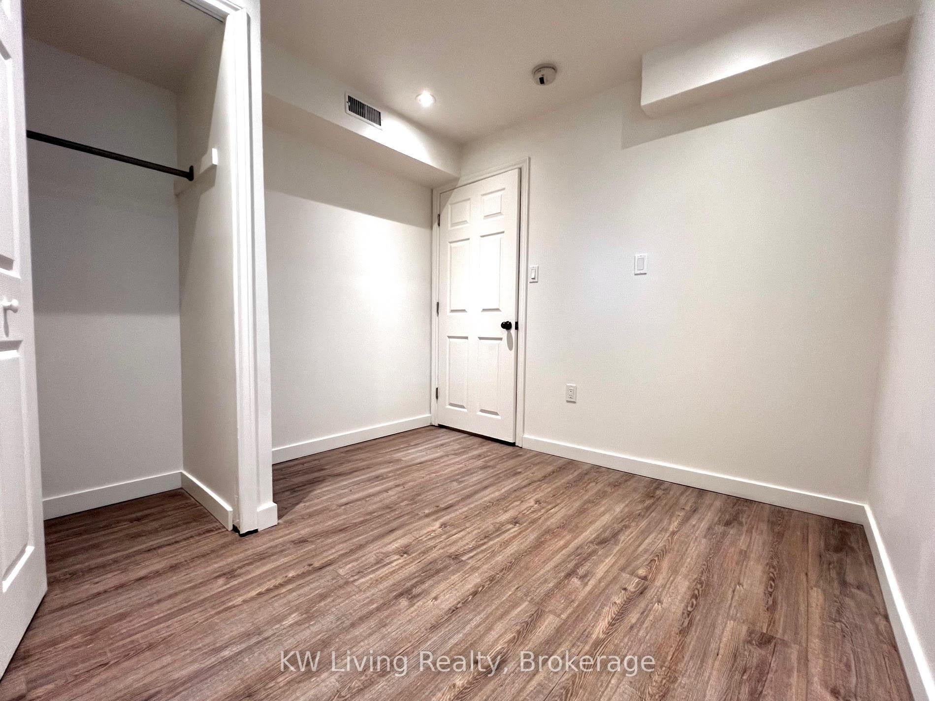 Photo 5 of Unit Lower, 148 Roselawn Avenue, Toronto, Yonge-Eglinton — HOMEH