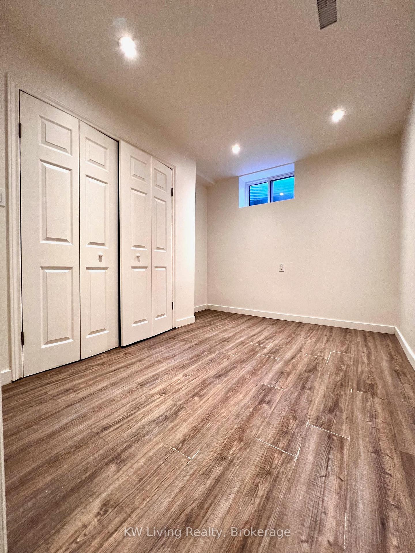 Photo 7 of Unit Lower, 148 Roselawn Avenue, Toronto, Yonge-Eglinton — HOMEH