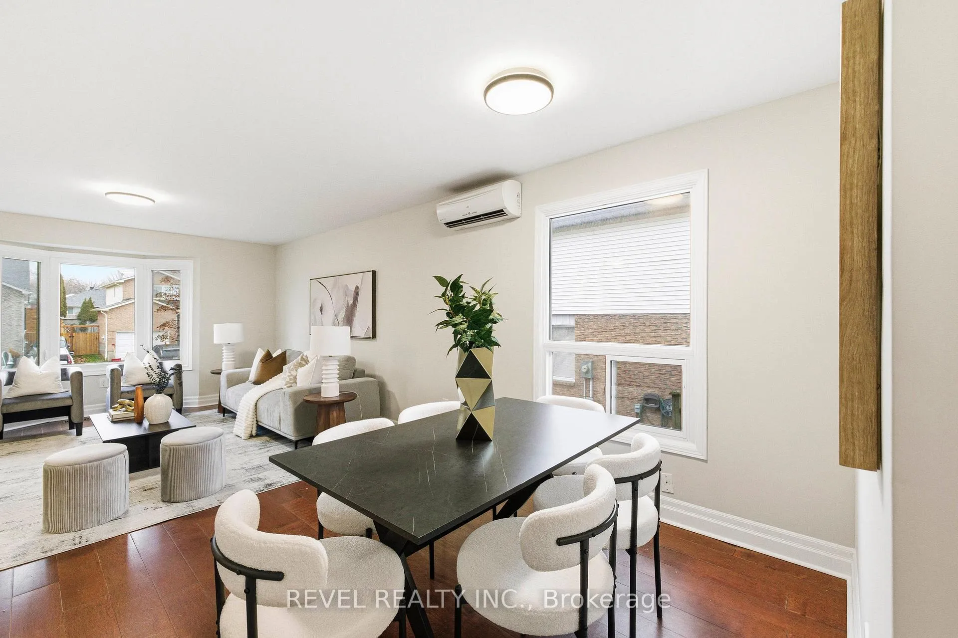 Photo 6 of 1036 Attersley Drive, Oshawa, Pinecrest — HOMEH