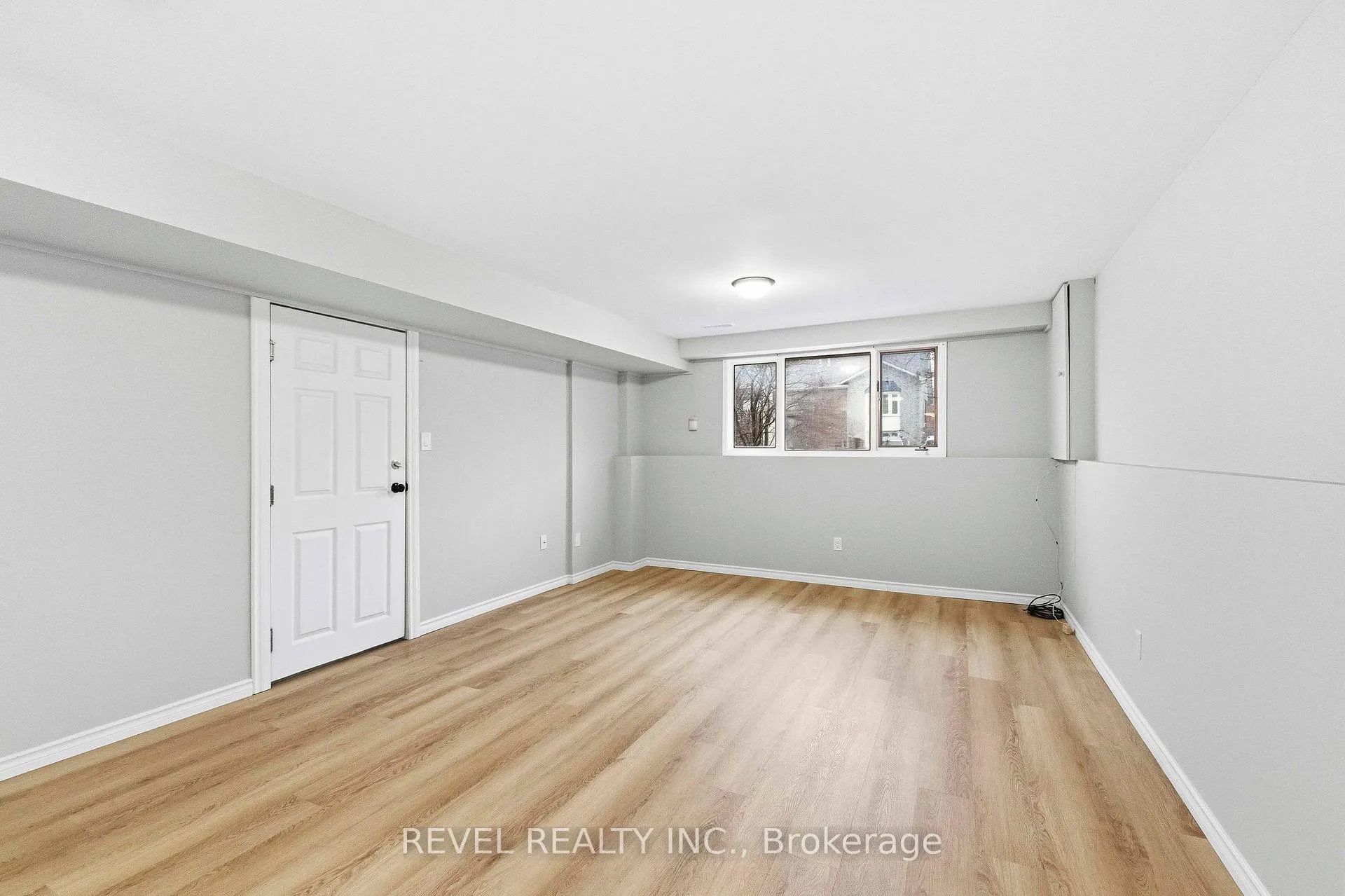 Photo 15 of 1036 Attersley Drive, Oshawa, Pinecrest — HOMEH