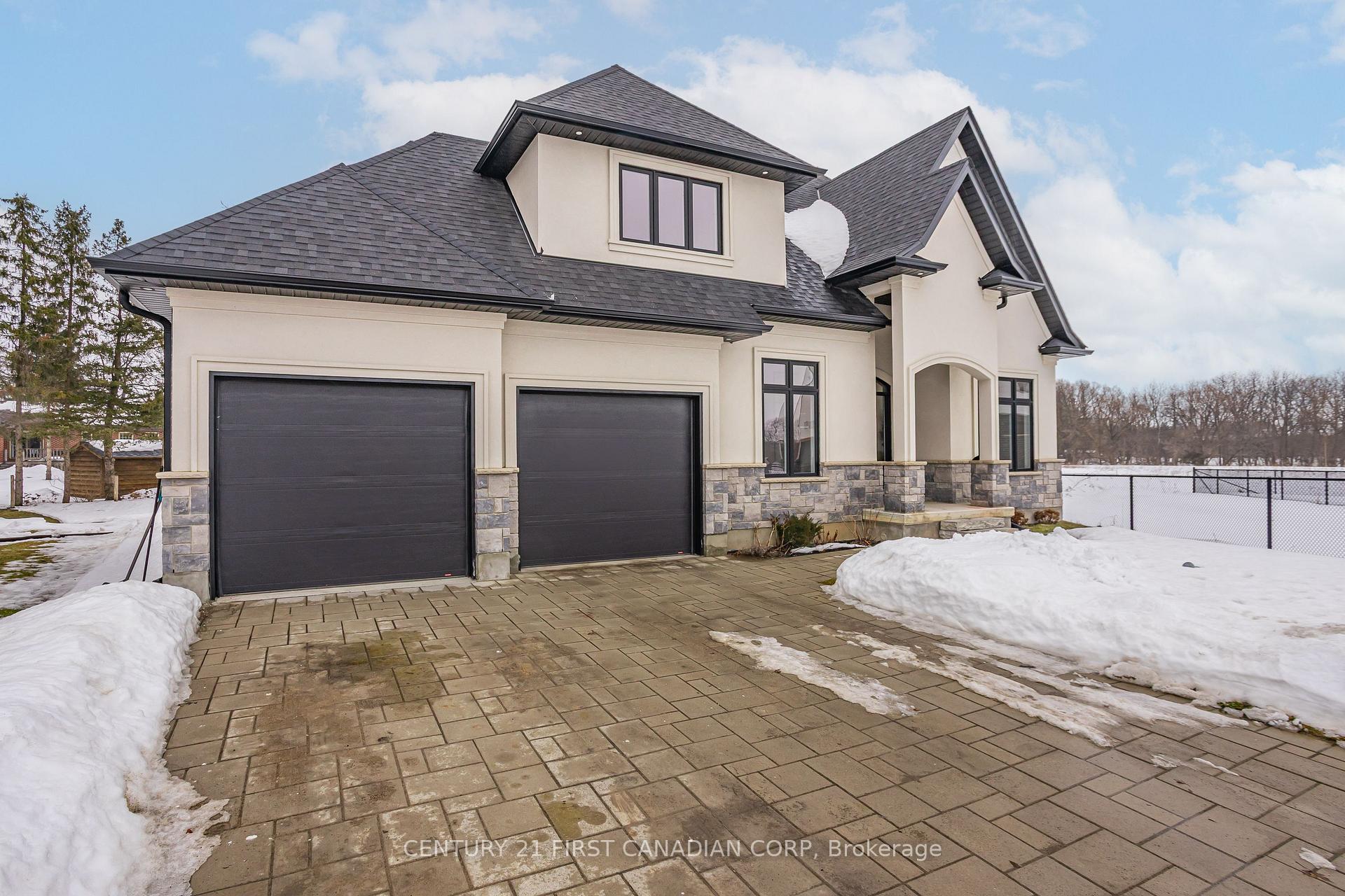 Photo 3 of 105 Aspen Circle, Thames Centre, Rural Thames Centre — HOMEH