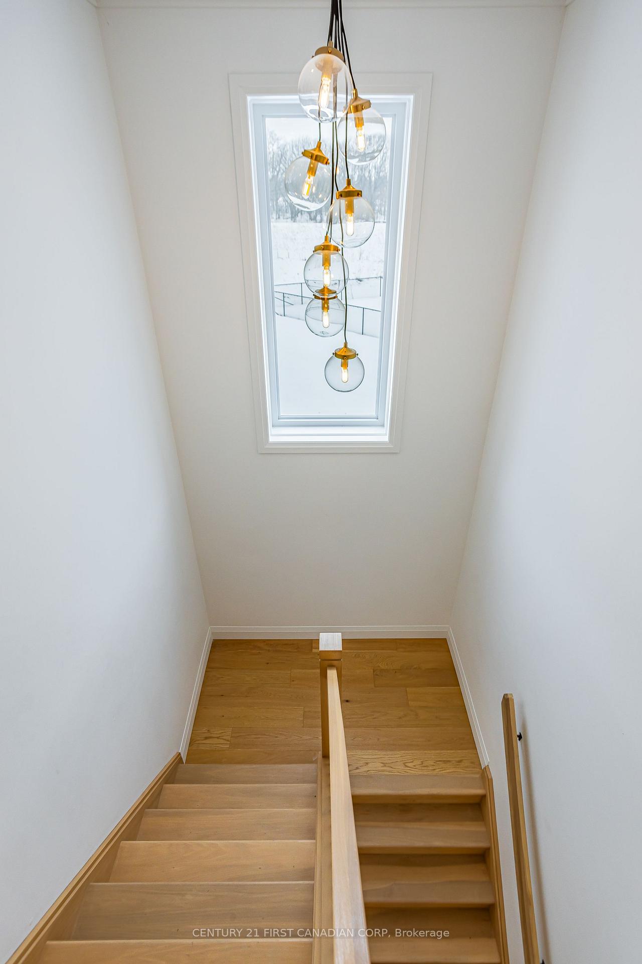 Photo 24 of 105 Aspen Circle, Thames Centre, Rural Thames Centre — HOMEH