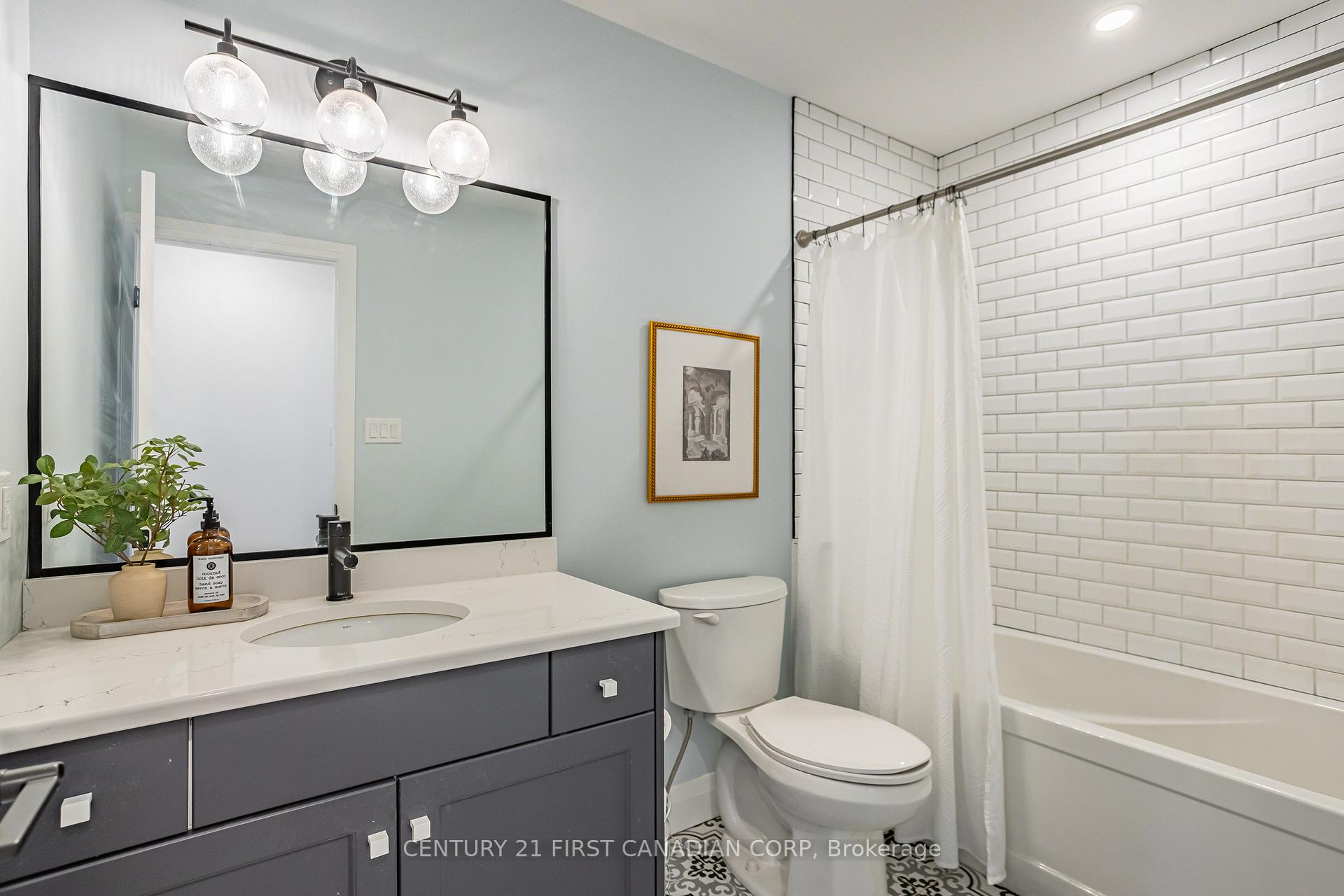 Photo 36 of 105 Aspen Circle, Thames Centre, Rural Thames Centre — HOMEH