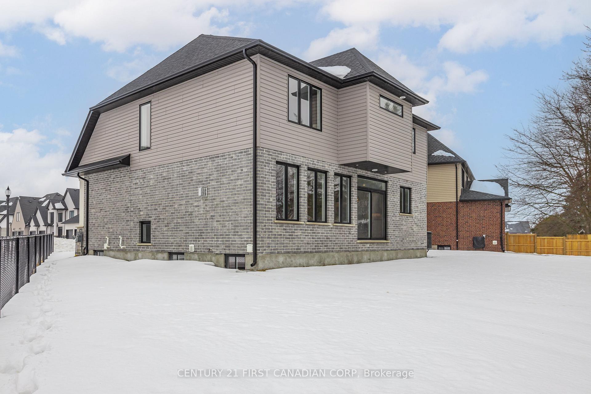Photo 37 of 105 Aspen Circle, Thames Centre, Rural Thames Centre — HOMEH