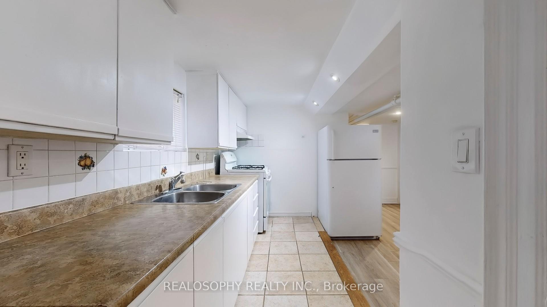 Photo 3 of Unit Lower, 177 Gowan Avenue, Toronto, Broadview North — HOMEH
