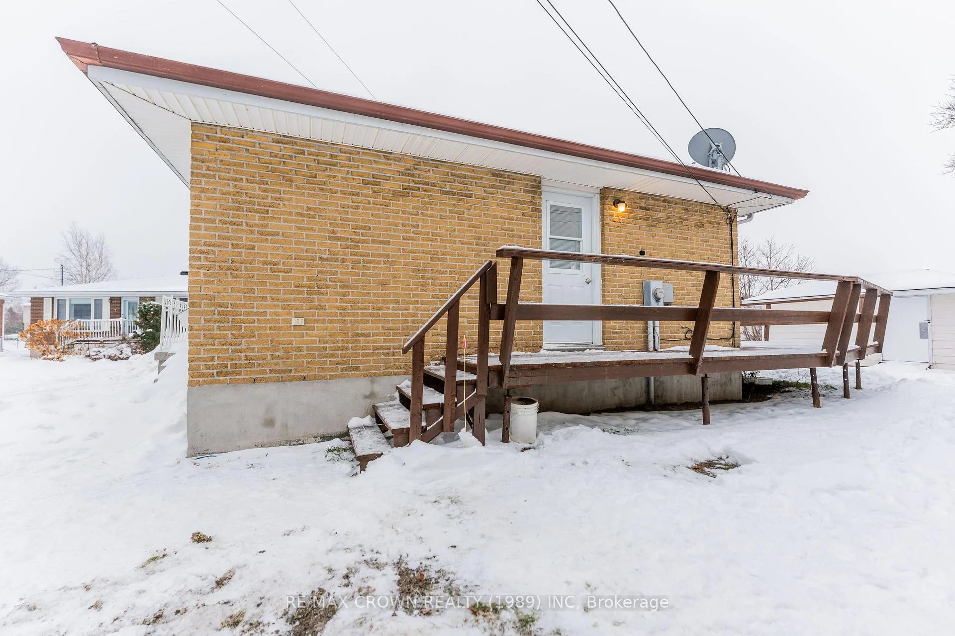 Photo 4 of 5 Brown Crescent, Kapuskasing — HOMEH