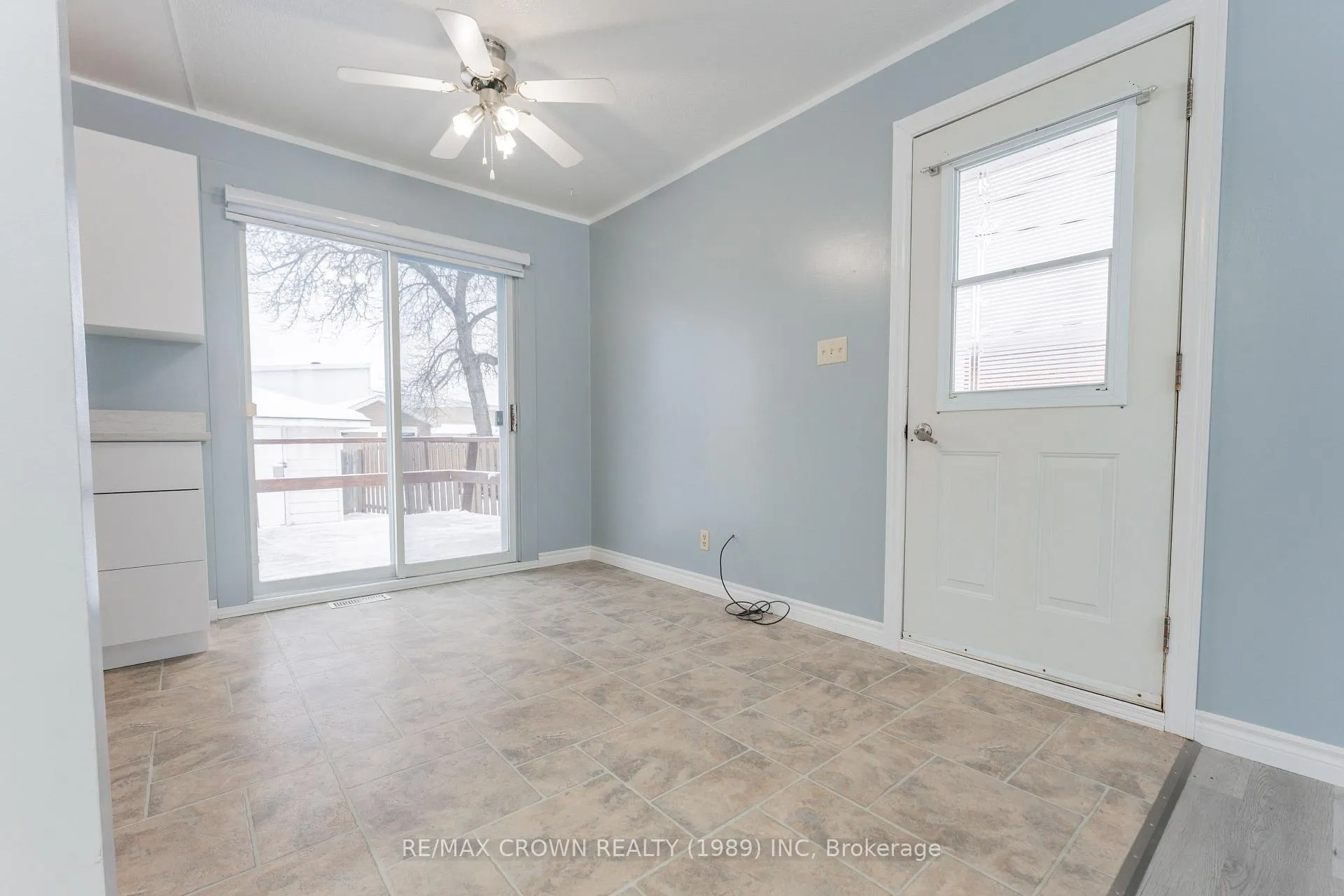 Photo 7 of 5 Brown Crescent, Kapuskasing — HOMEH
