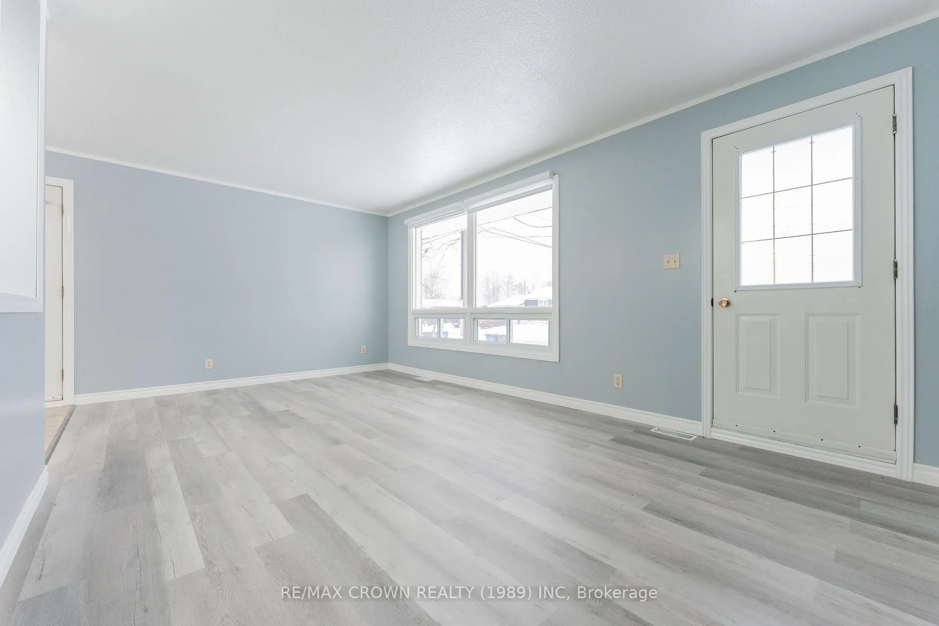 Photo 11 of 5 Brown Crescent, Kapuskasing — HOMEH
