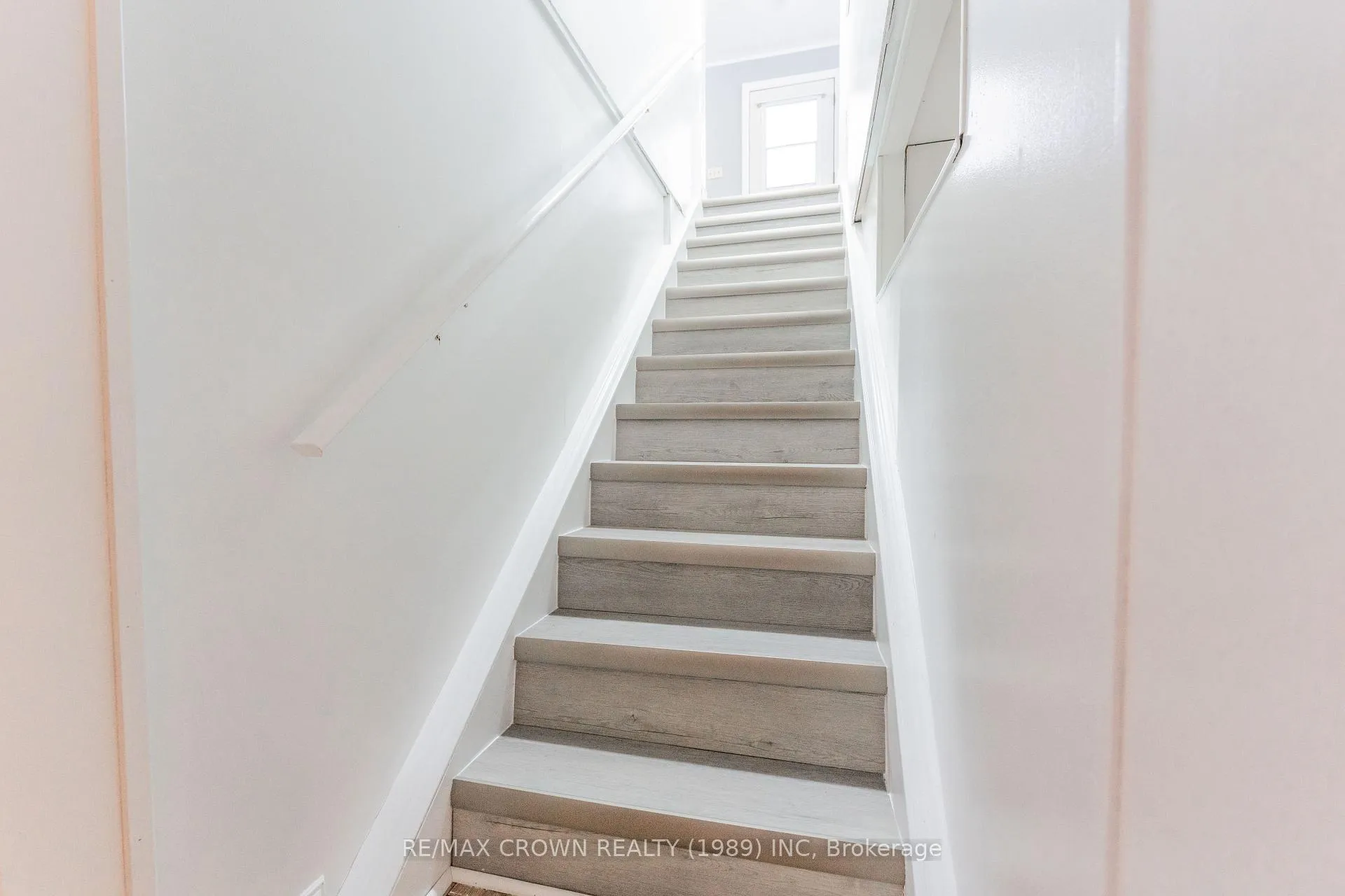 Photo 27 of 5 Brown Crescent, Kapuskasing — HOMEH