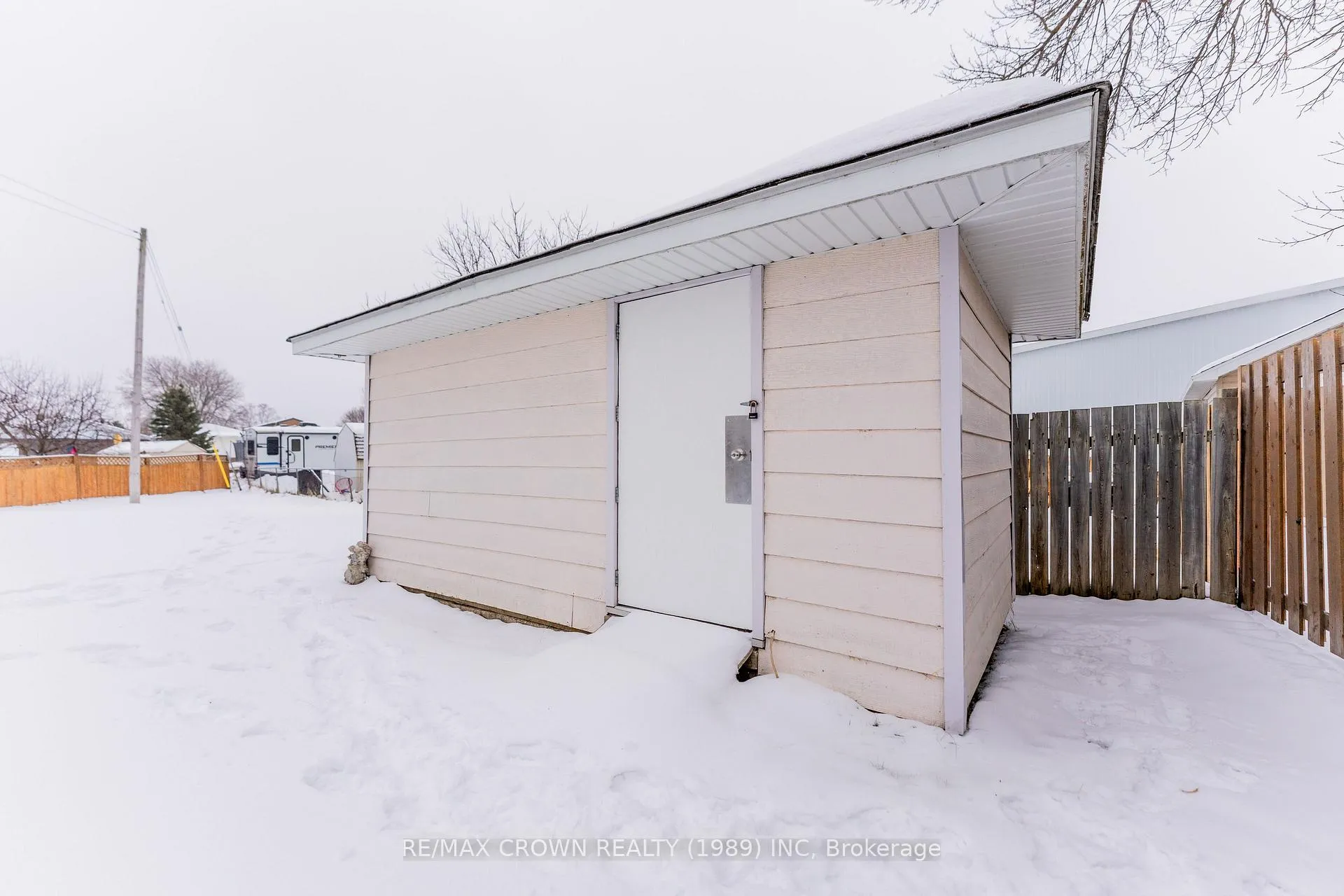 Photo 43 of 5 Brown Crescent, Kapuskasing — HOMEH