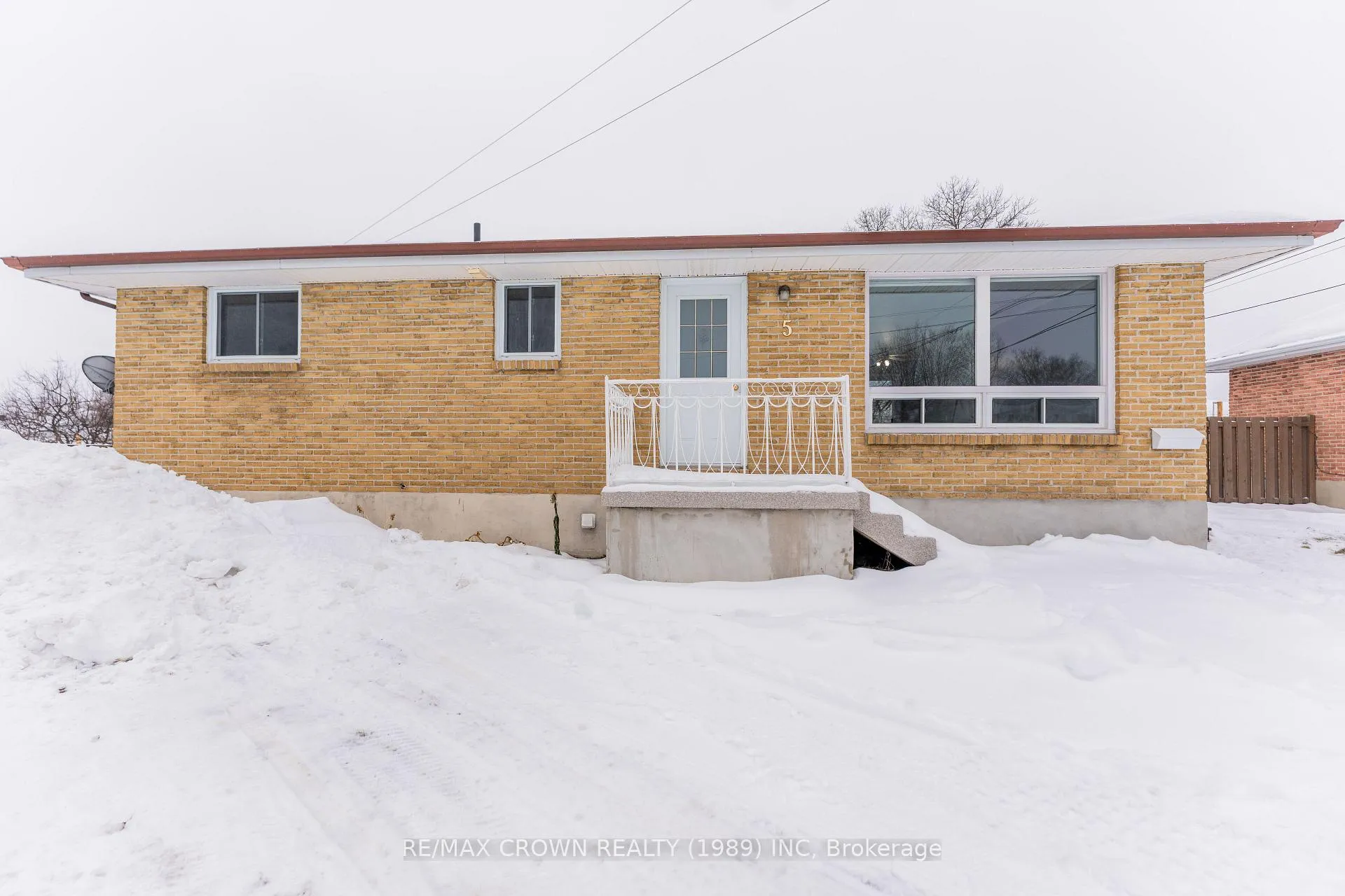Photo 48 of 5 Brown Crescent, Kapuskasing — HOMEH