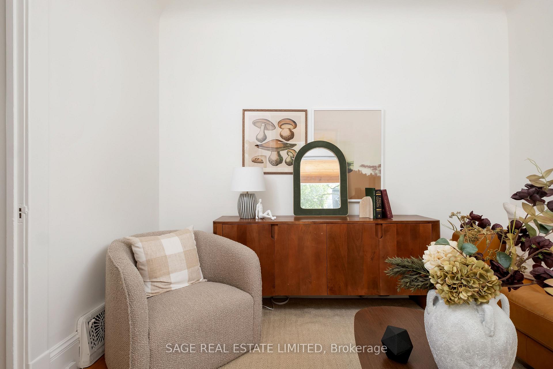 Photo 7 of 120 Withrow Avenue, Toronto, North Riverdale — HOMEH