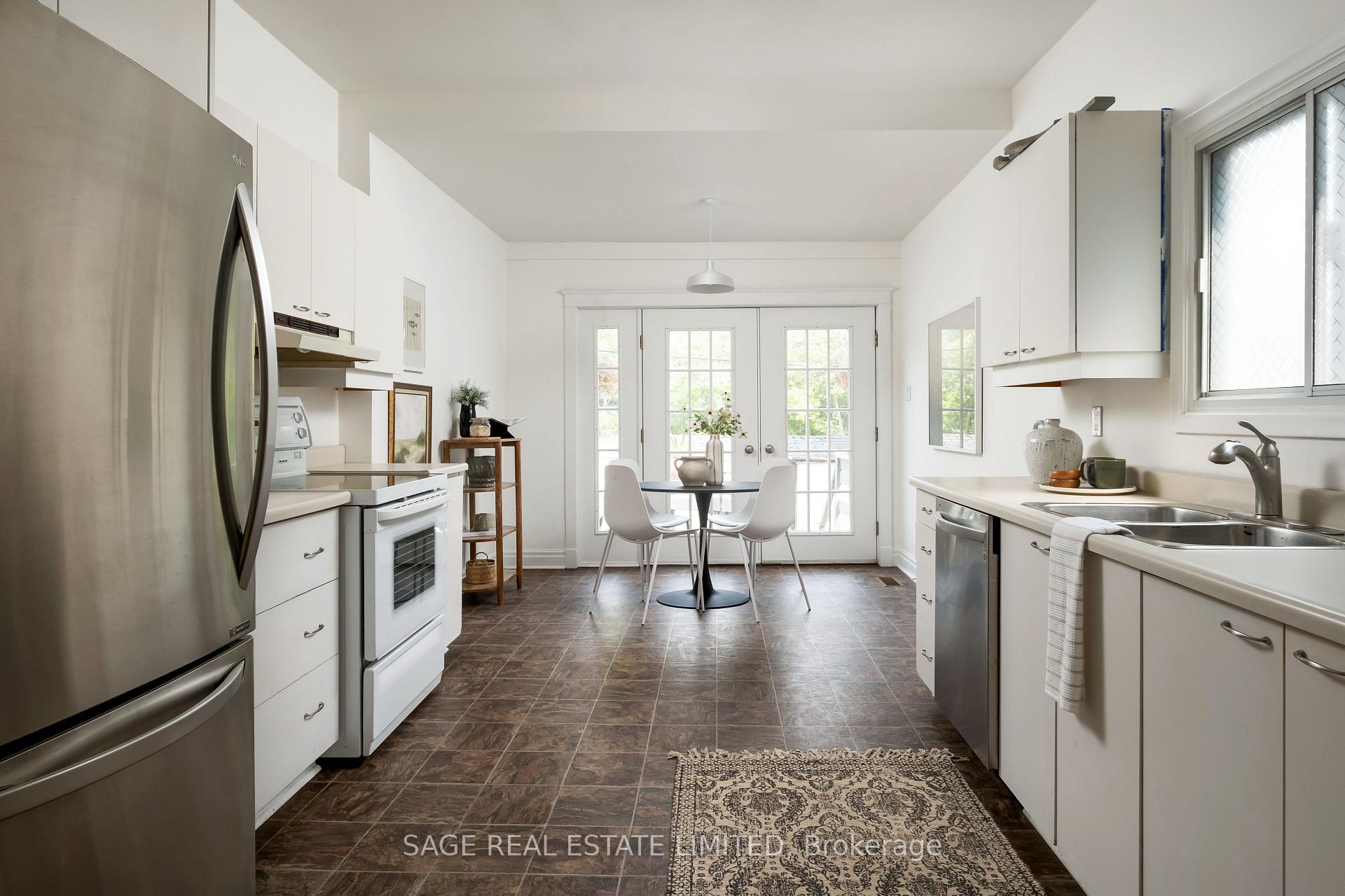 Photo 12 of 120 Withrow Avenue, Toronto, North Riverdale — HOMEH