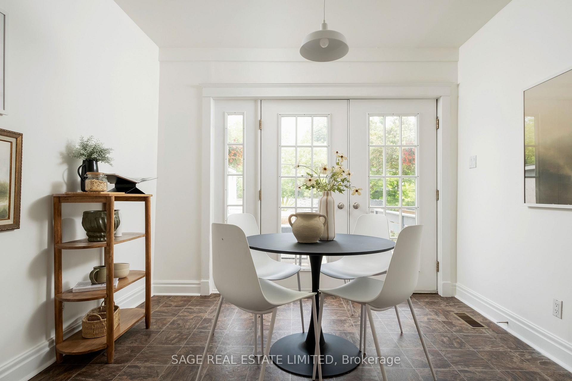 Photo 14 of 120 Withrow Avenue, Toronto, North Riverdale — HOMEH