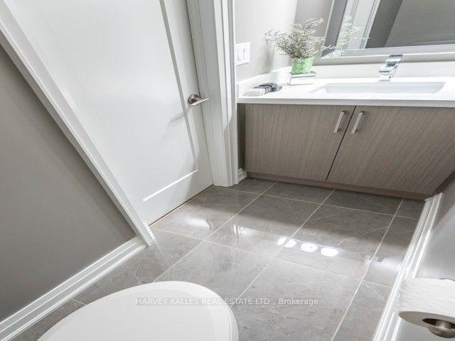 Photo 7 of Unit 4, 52 College View Avenue, Toronto, Yonge-Eglinton — HOMEH