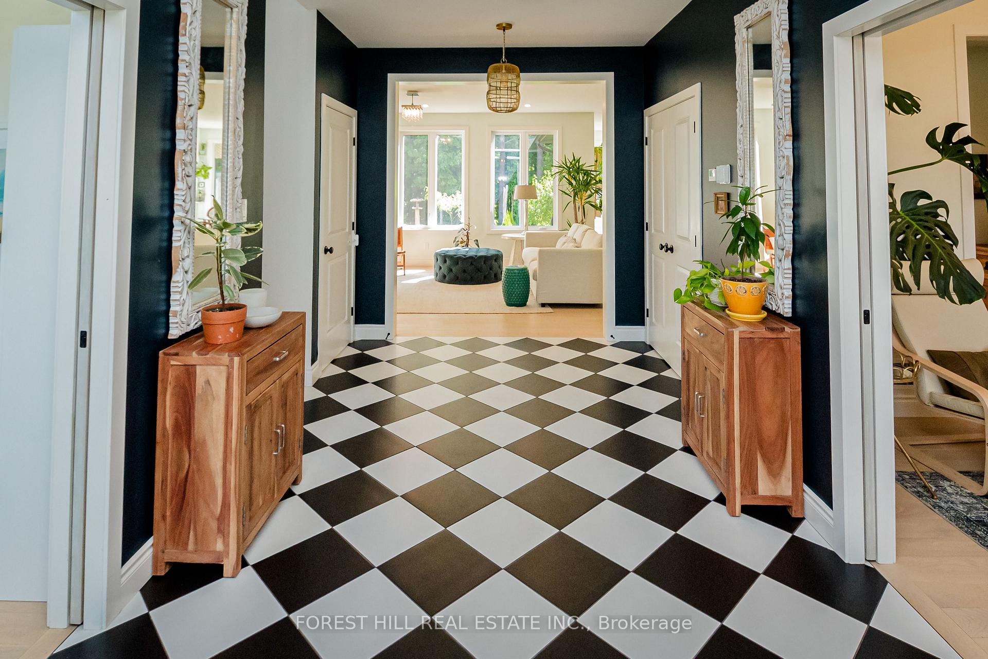 Photo 4 of 156 Elliott Trail, Thames Centre, Thorndale — HOMEH